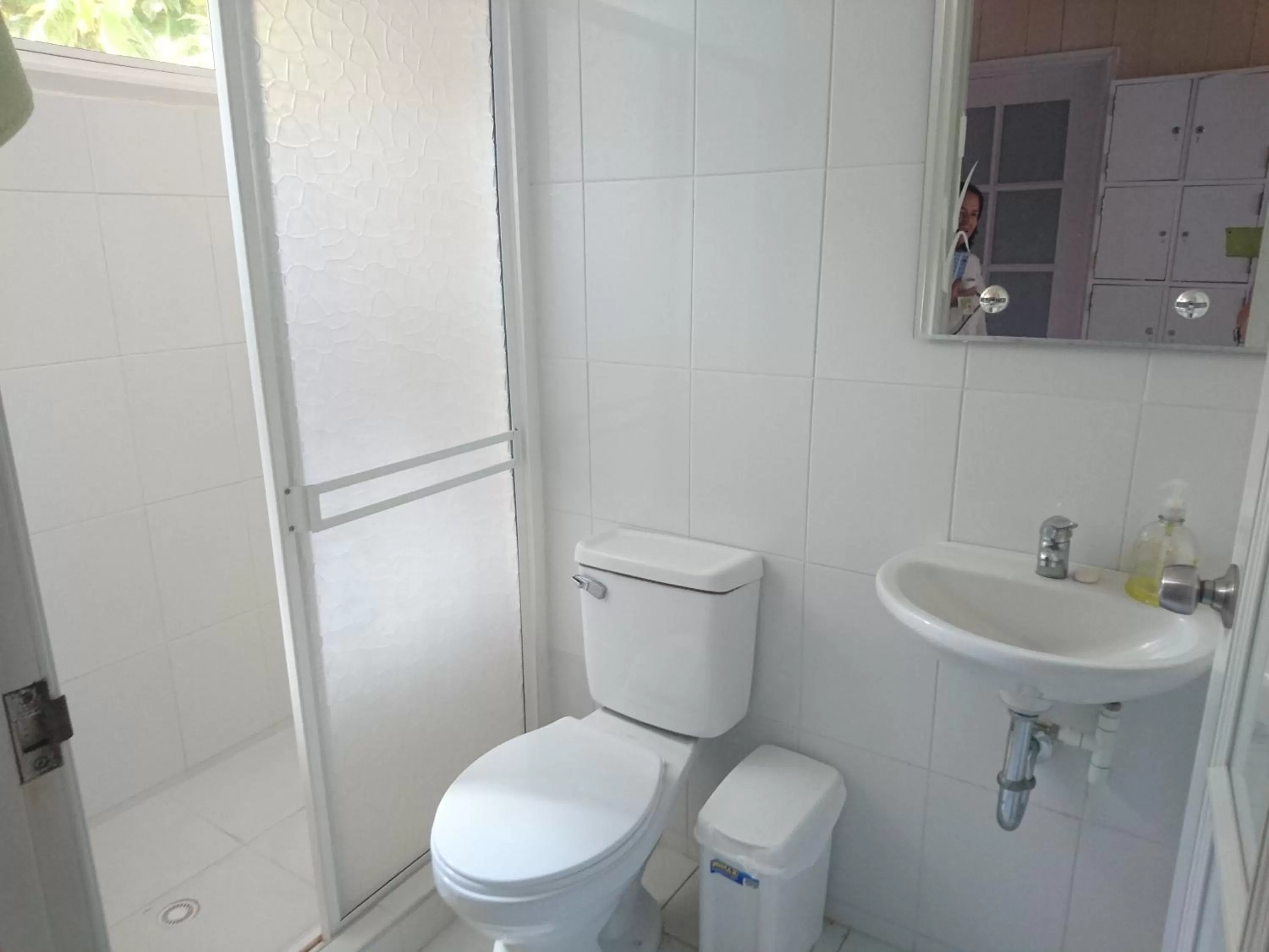 Bathroom in Tropical Coral