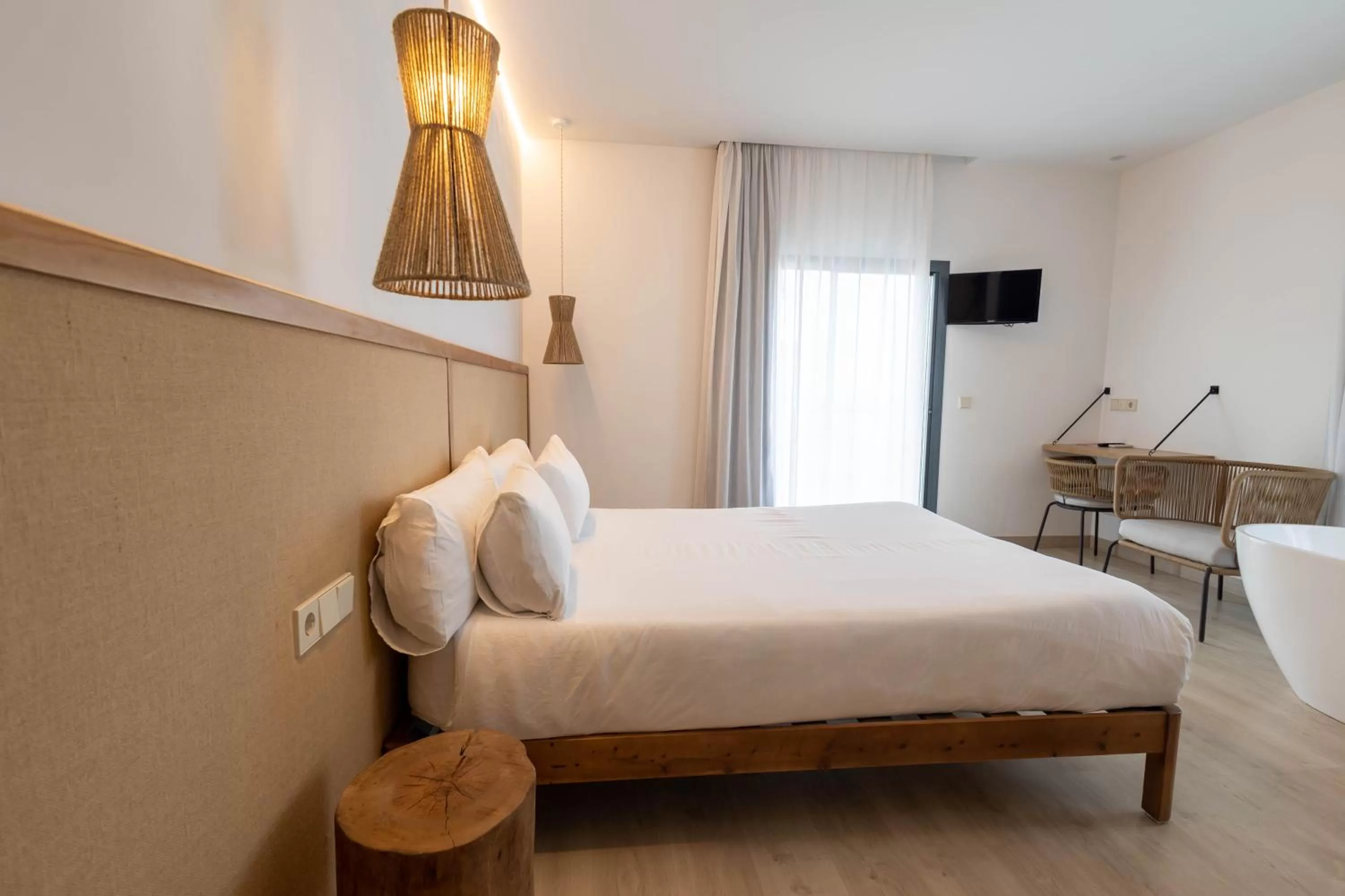 Bed in Play Hotel Ibiza - Adults Only