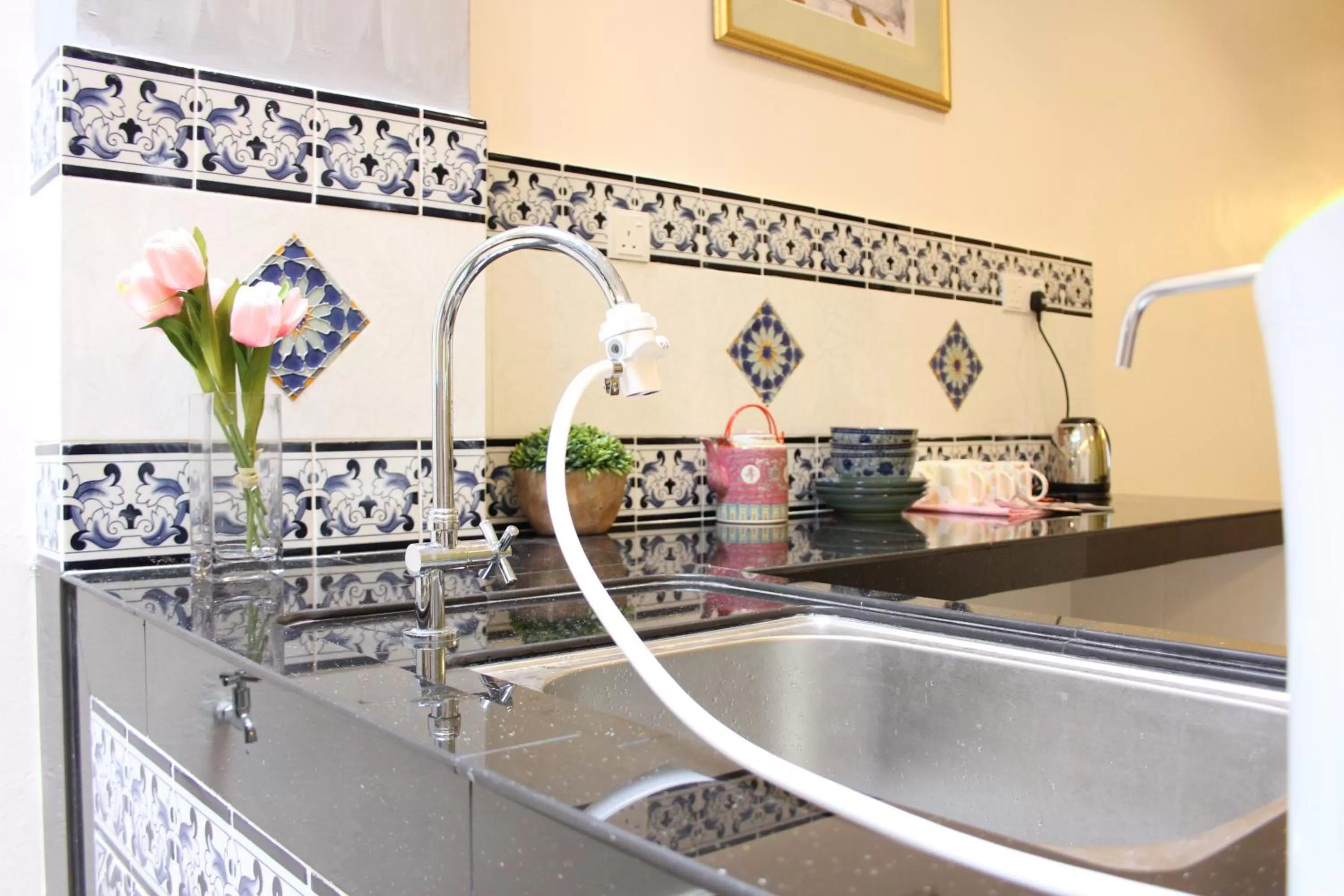 Kitchen/Kitchenette in The Egerton Melaka