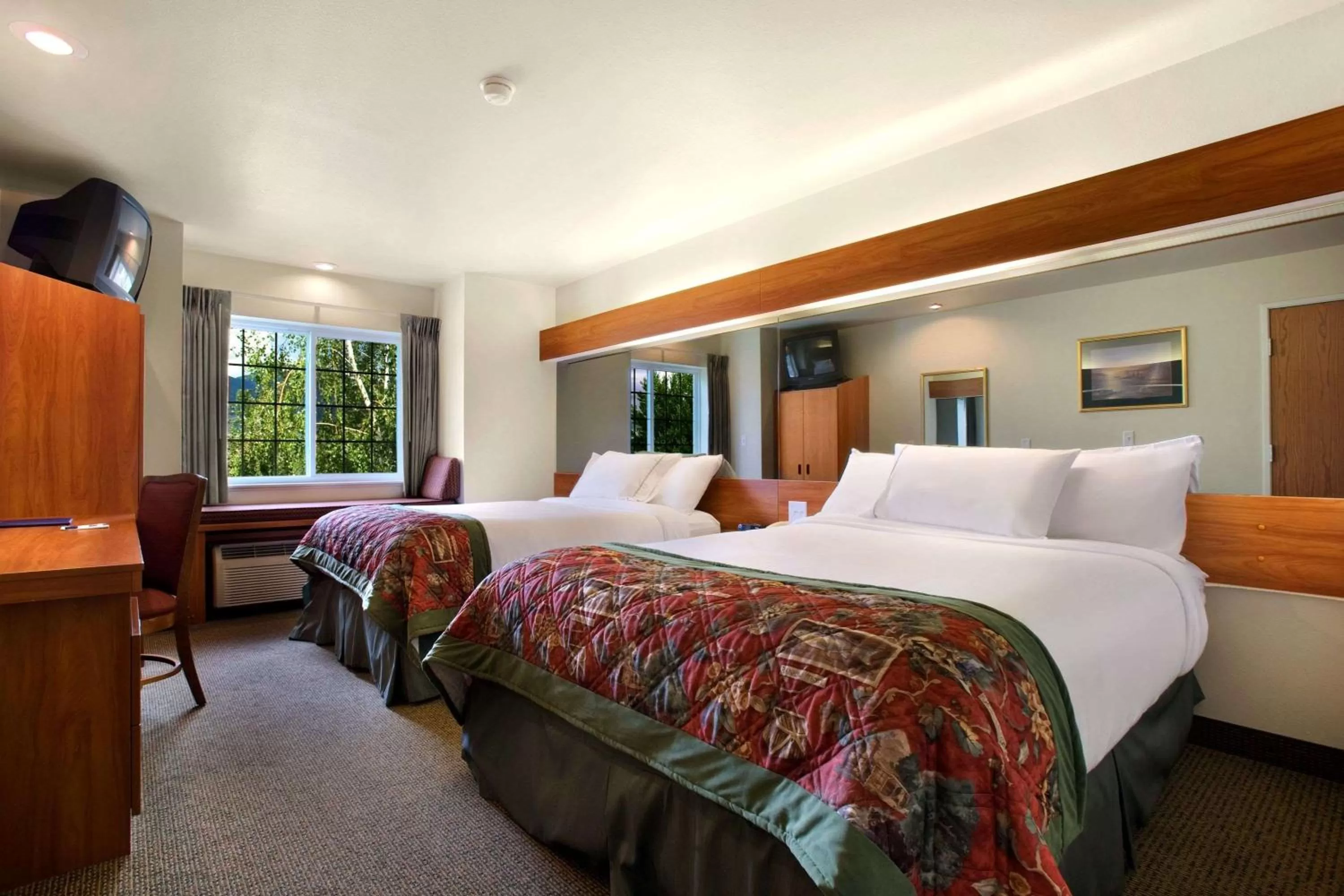 Photo of the whole room, Bed in Microtel Inn & Suites by Wyndham Bozeman