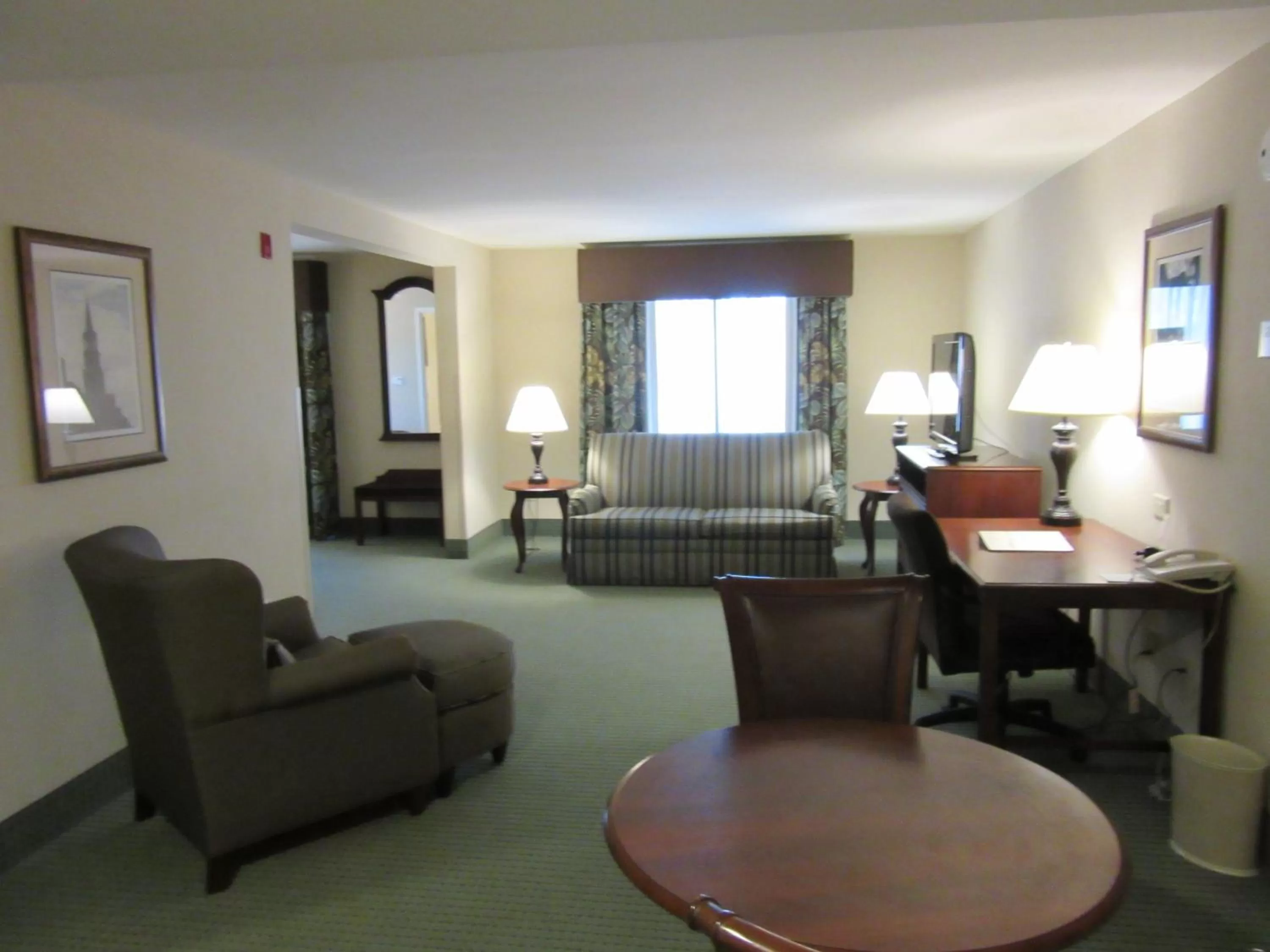 Photo of the whole room in Wingate by Wyndham Charleston Southern University
