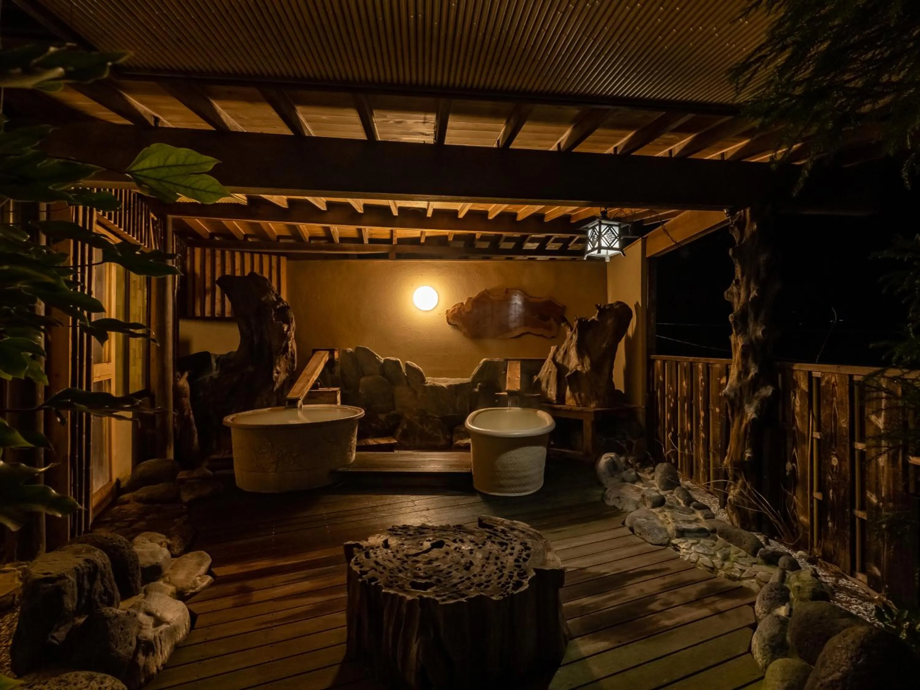 Hot Spring Bath in Shirayunoyado Yamadaya Hakone Gora