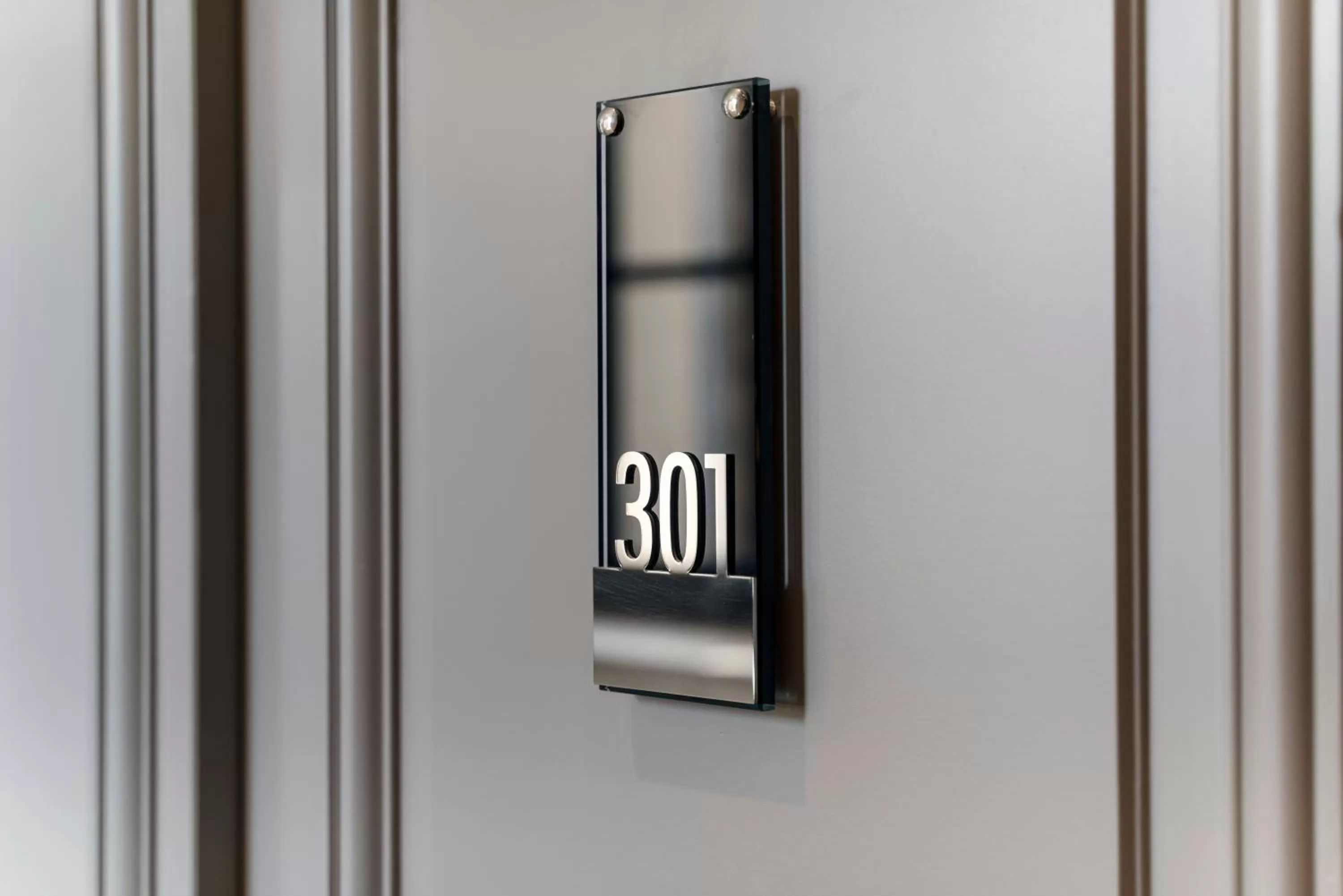 Decorative detail in Hôtel Le Presbytère