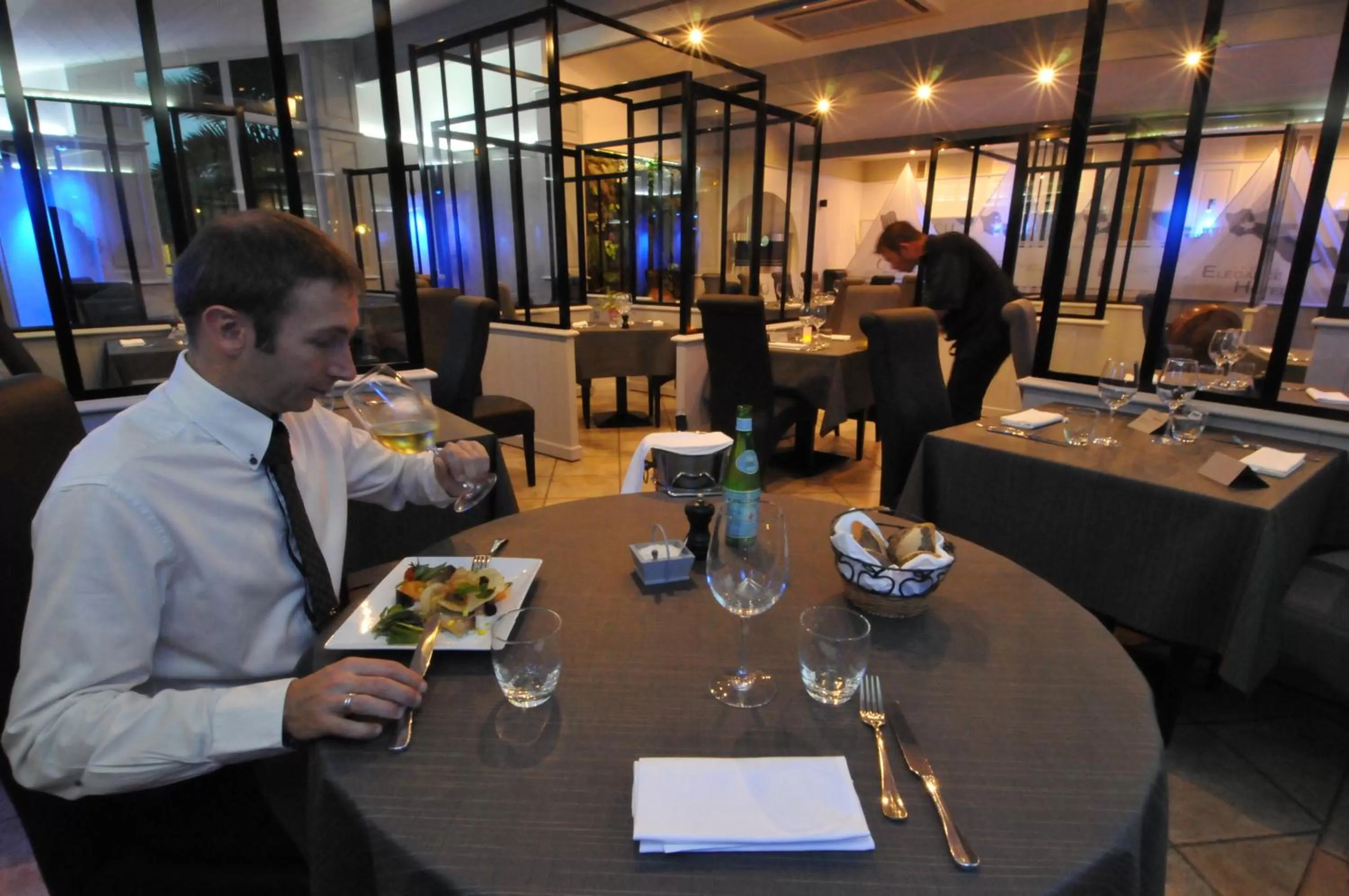 Restaurant/places to eat in Hôtel Restaurant & Spa Plaisir