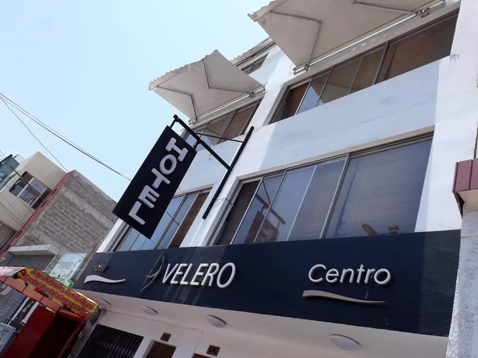 Property Logo/Sign in Hotel Velero Centro