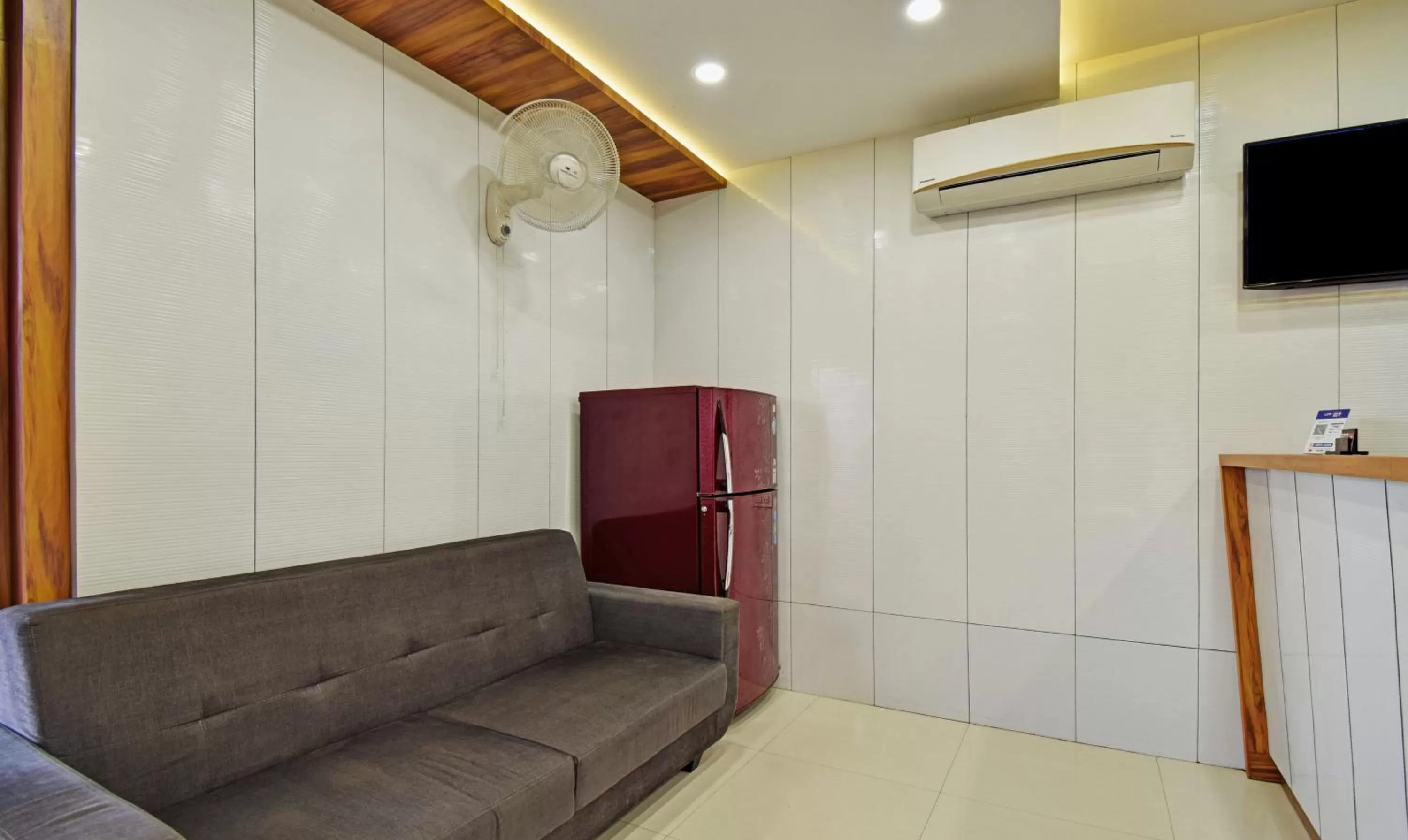 Seating area in Treebo Sky Point