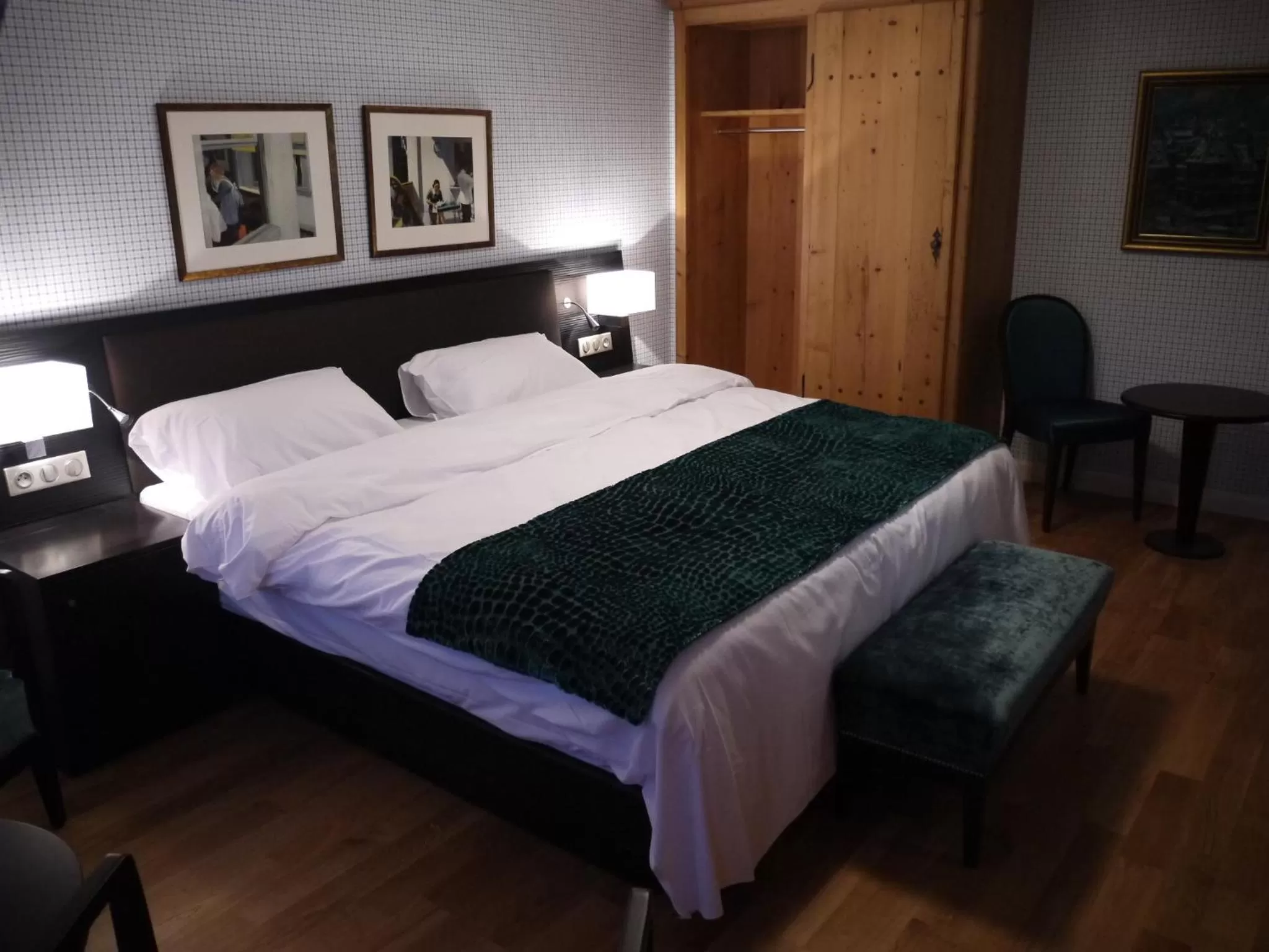 Photo of the whole room, Bed in Logis Hôtel Ettenheim
