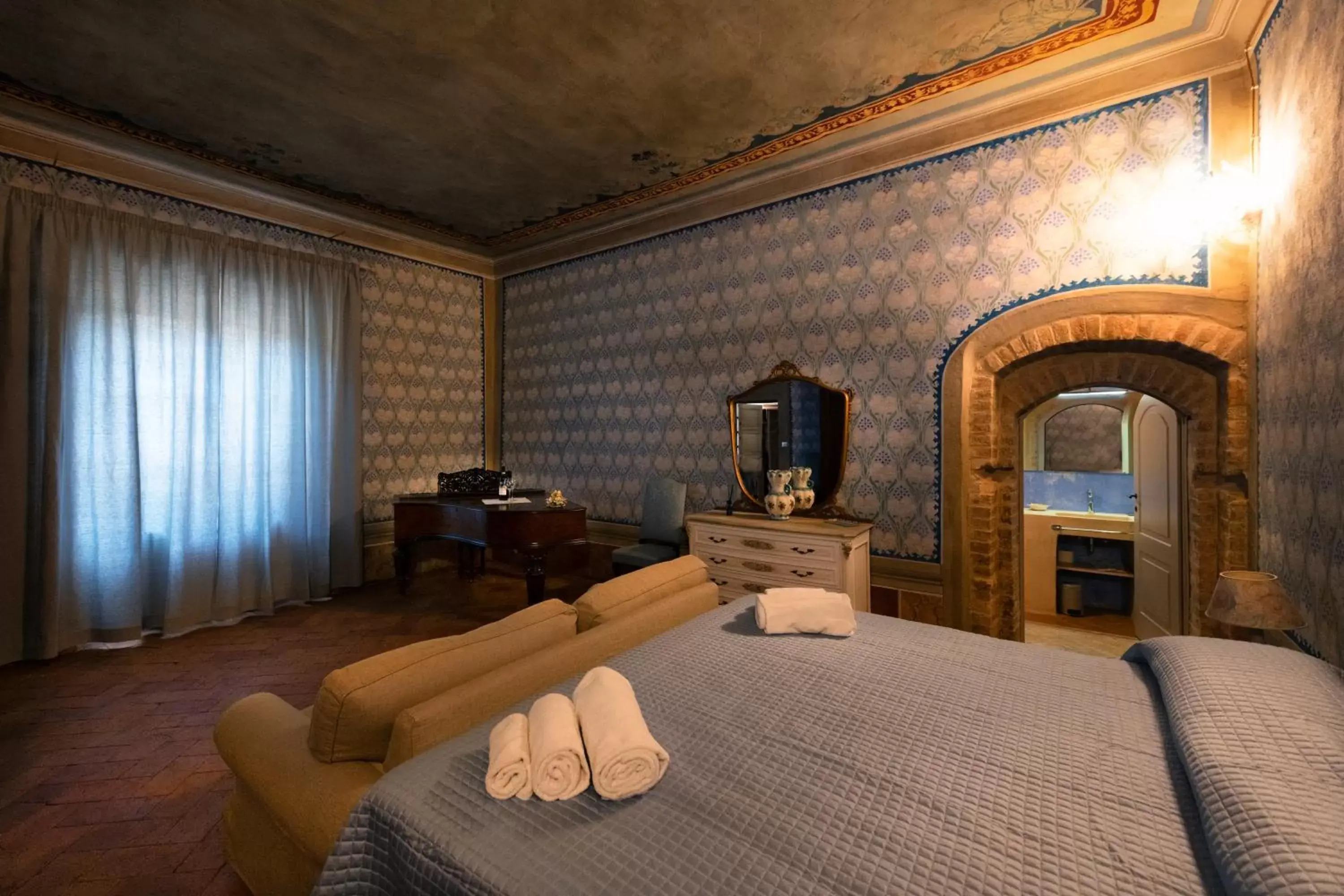 Suite in IL PALAZZO DEL CARDINALE Suite in IL PALAZZO DEL CARDINALE