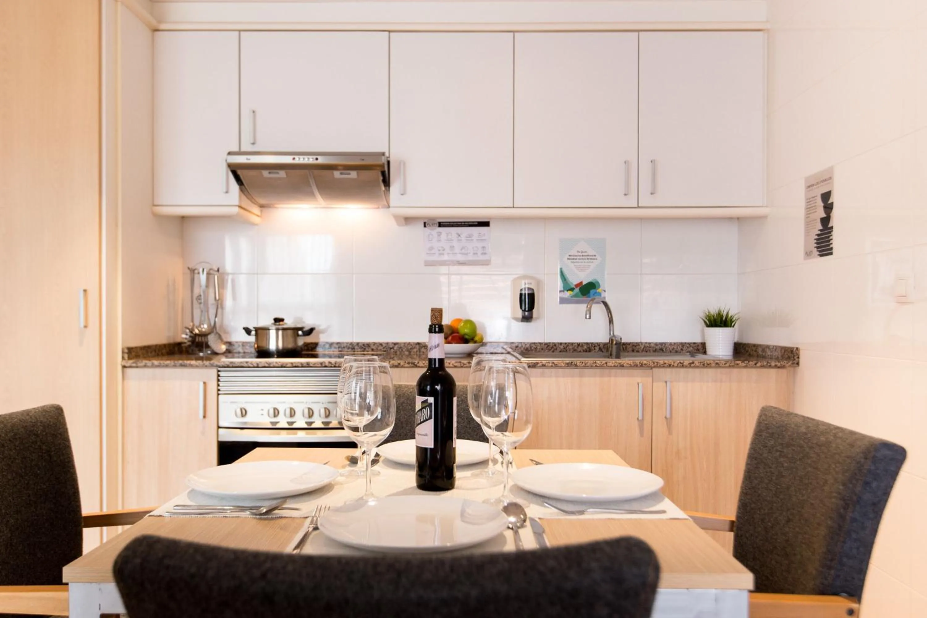 Kitchen or kitchenette in Valenciaflats Ciudad de las Ciencias