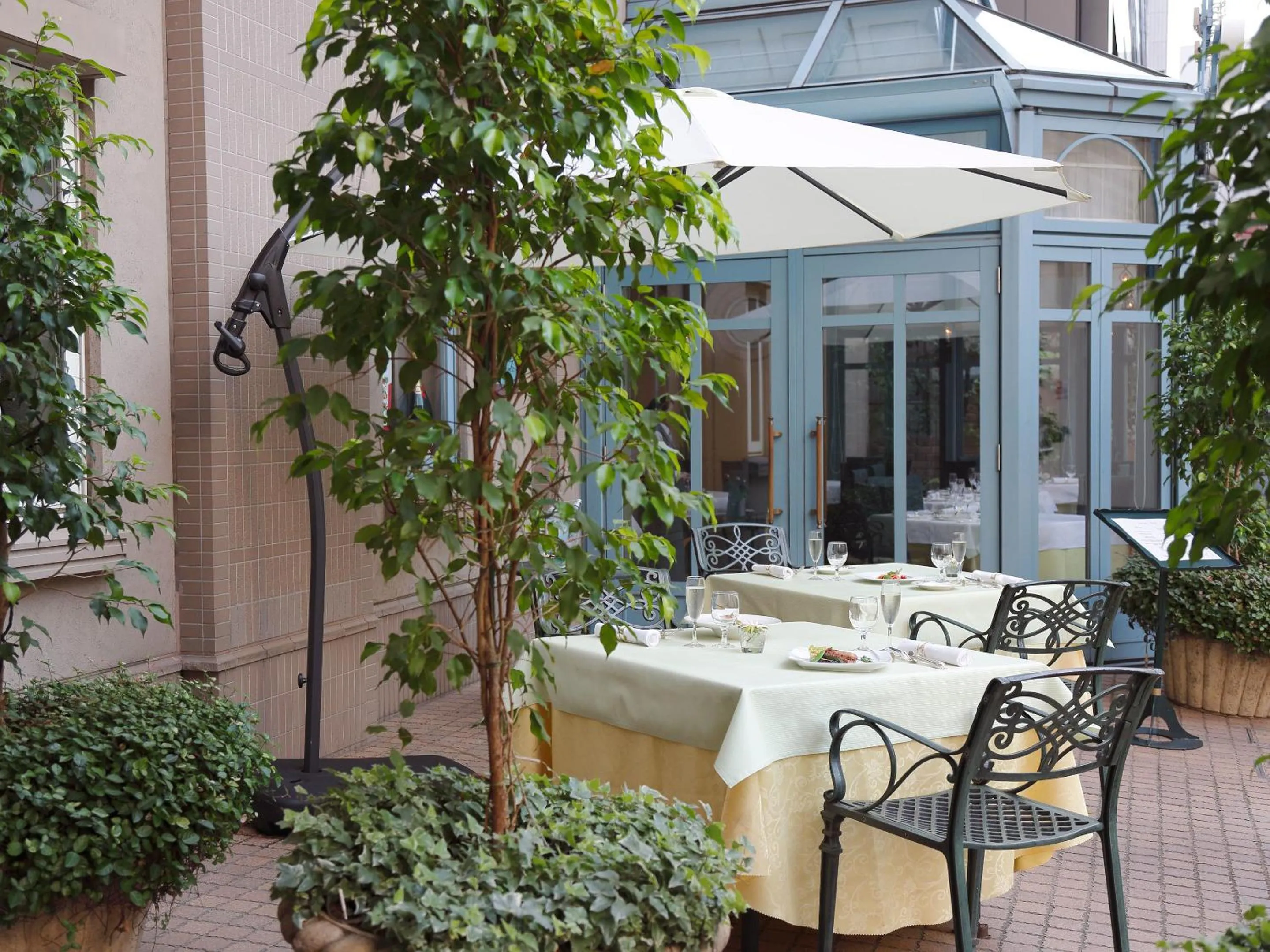 Restaurant/places to eat in Hotel Monterey Lasoeur Ginza