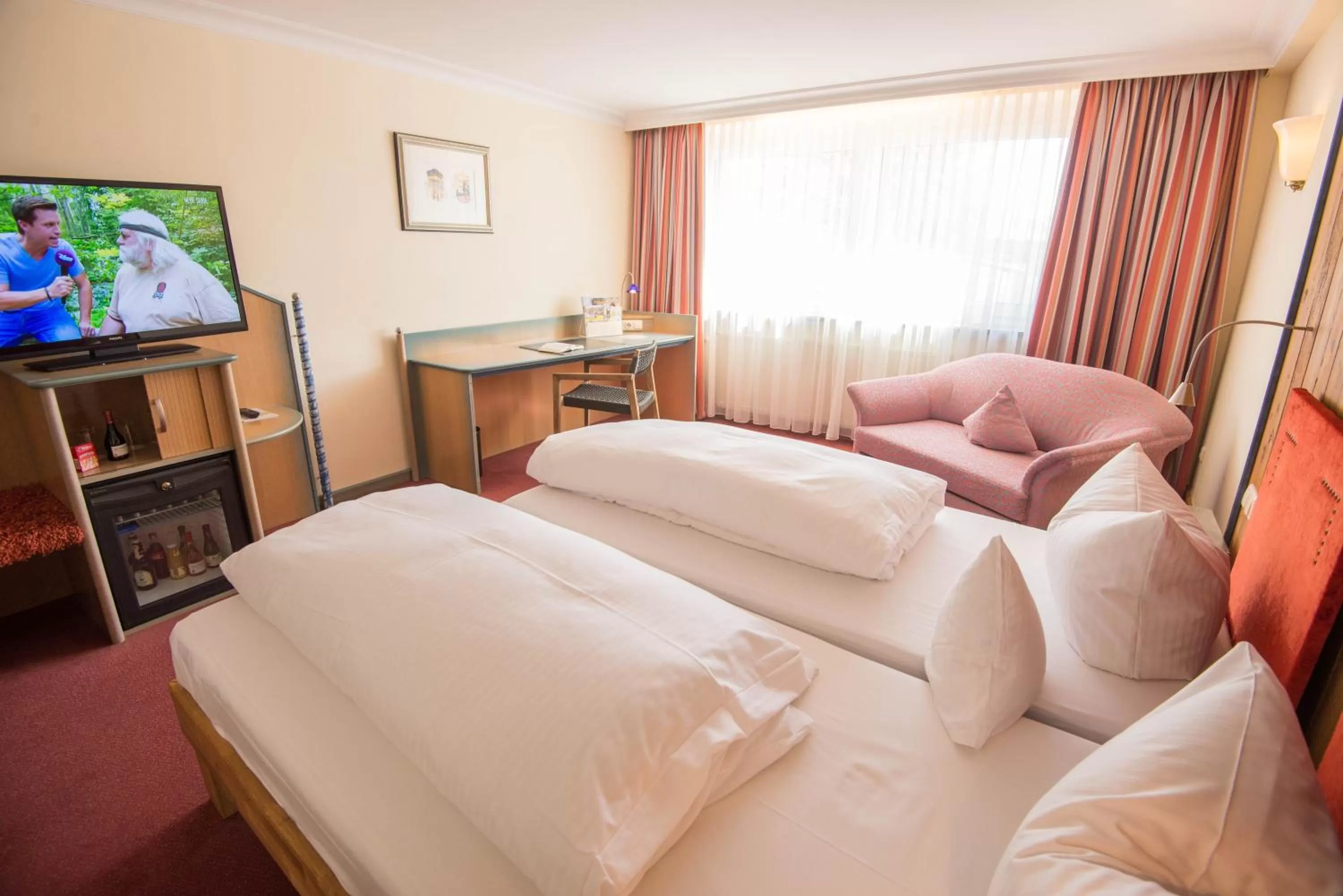 Photo of the whole room, Bed in Ringhotel Alpenhof - Patchworkhotel