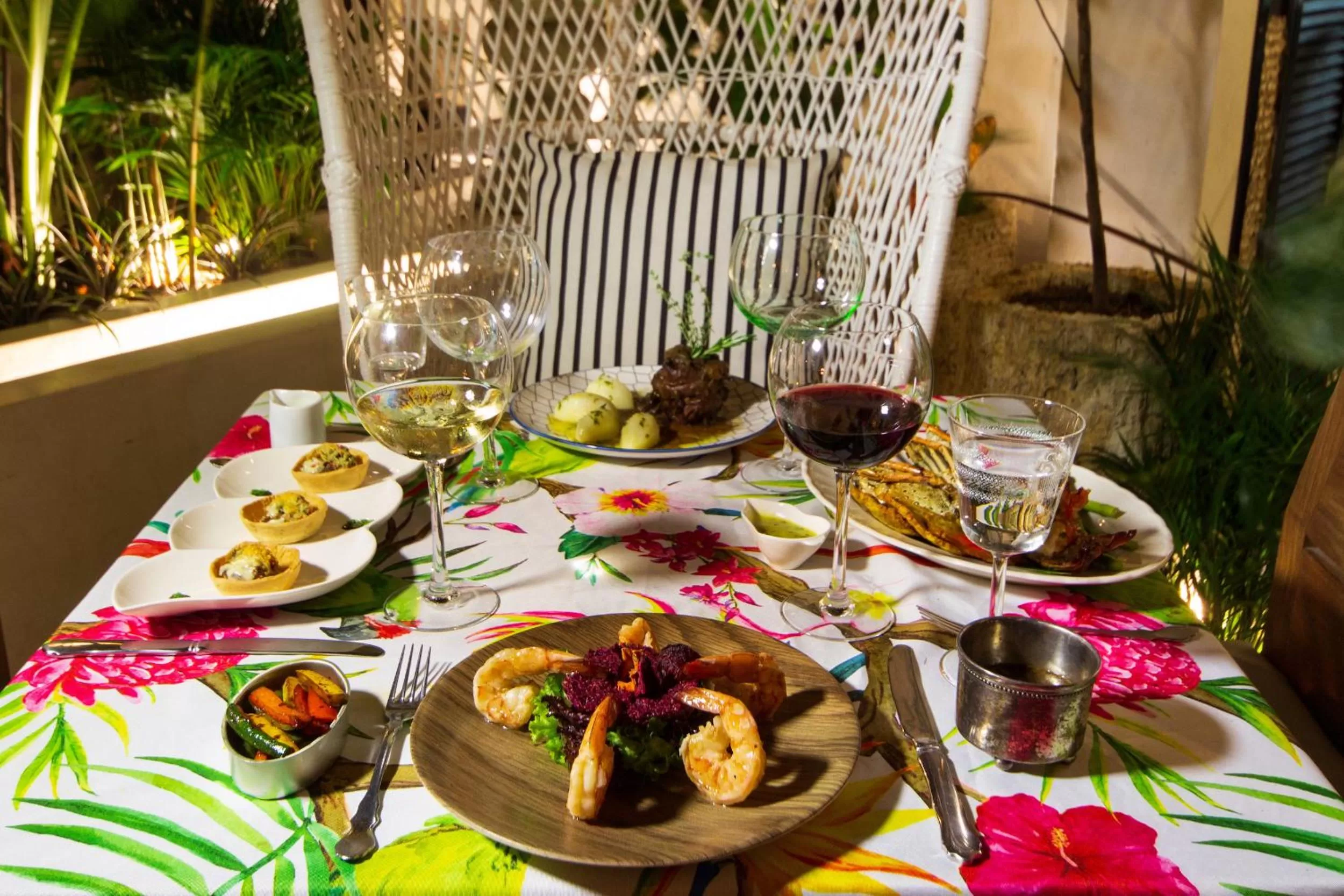 Lunch in Hotel Casa Lola Deluxe Gallery