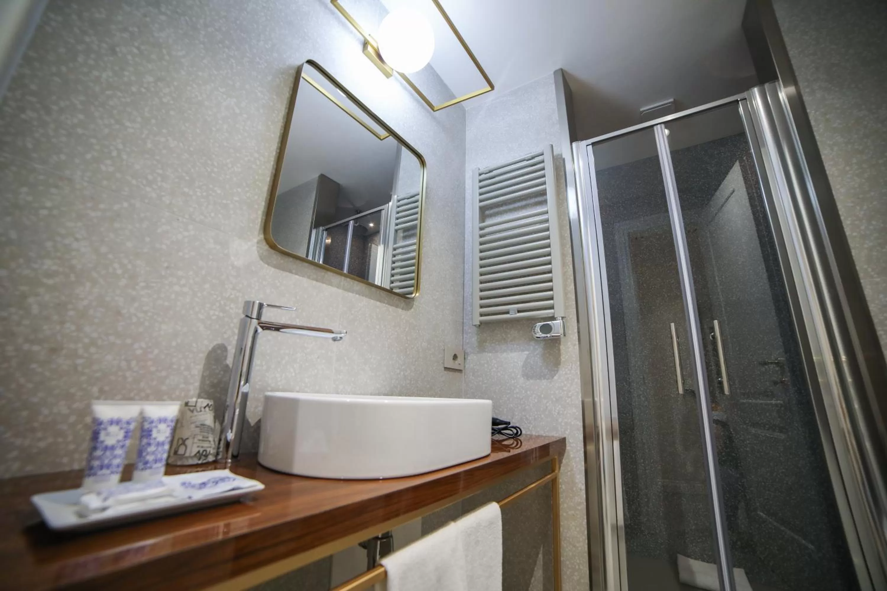 Bathroom in 20 Miglia Albergo Diffuso