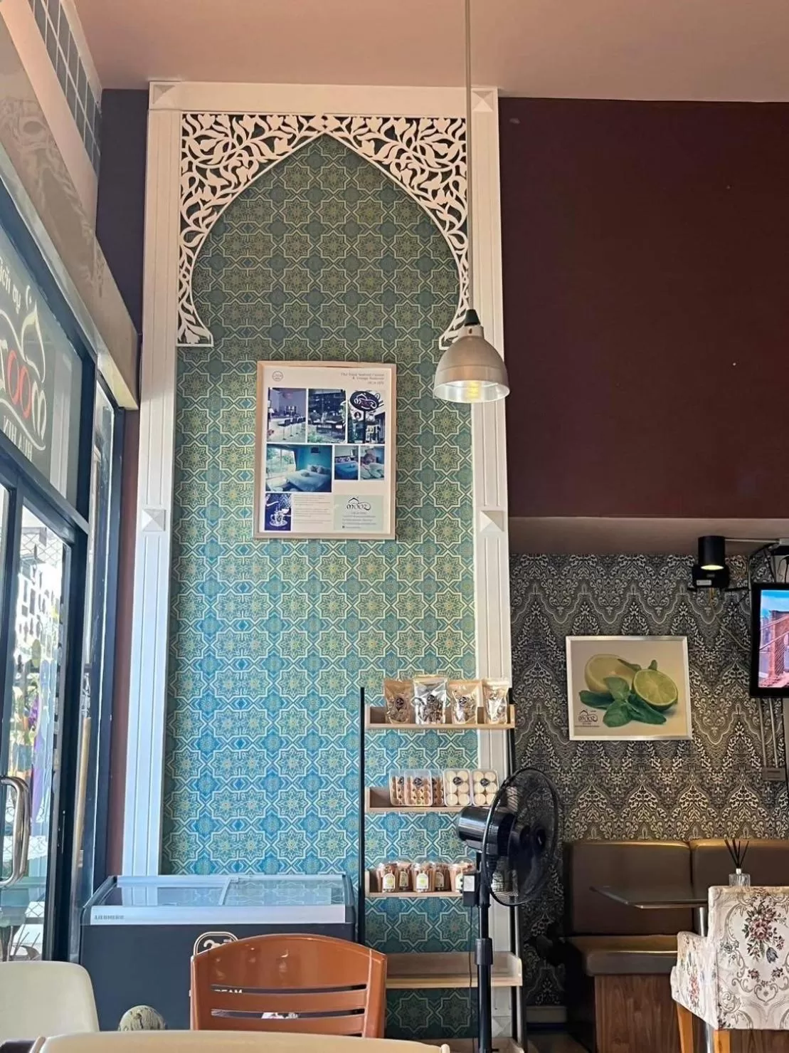 Restaurant/places to eat in Mooz Huahin Bed & Breakfast