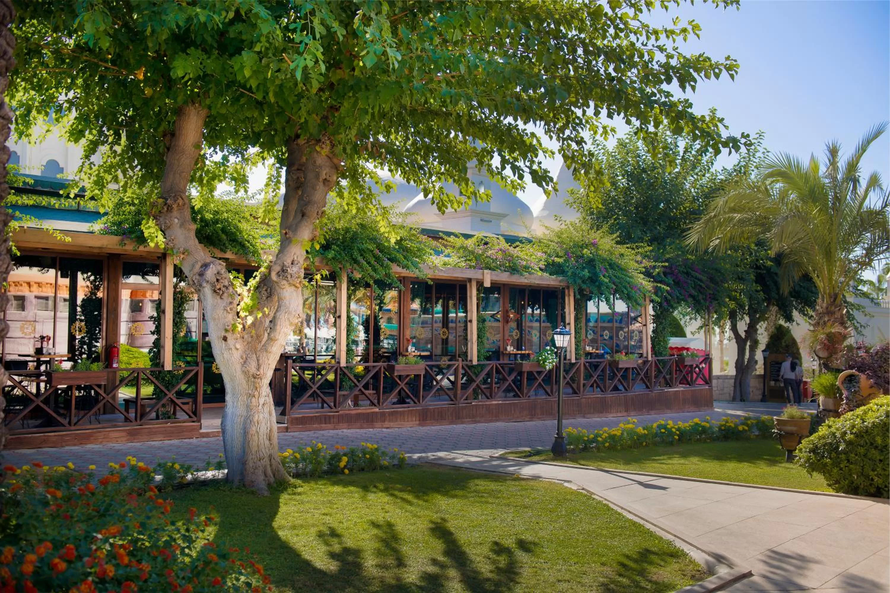 Garden in Kamelya Selin Hotel Luxury Resort & SPA