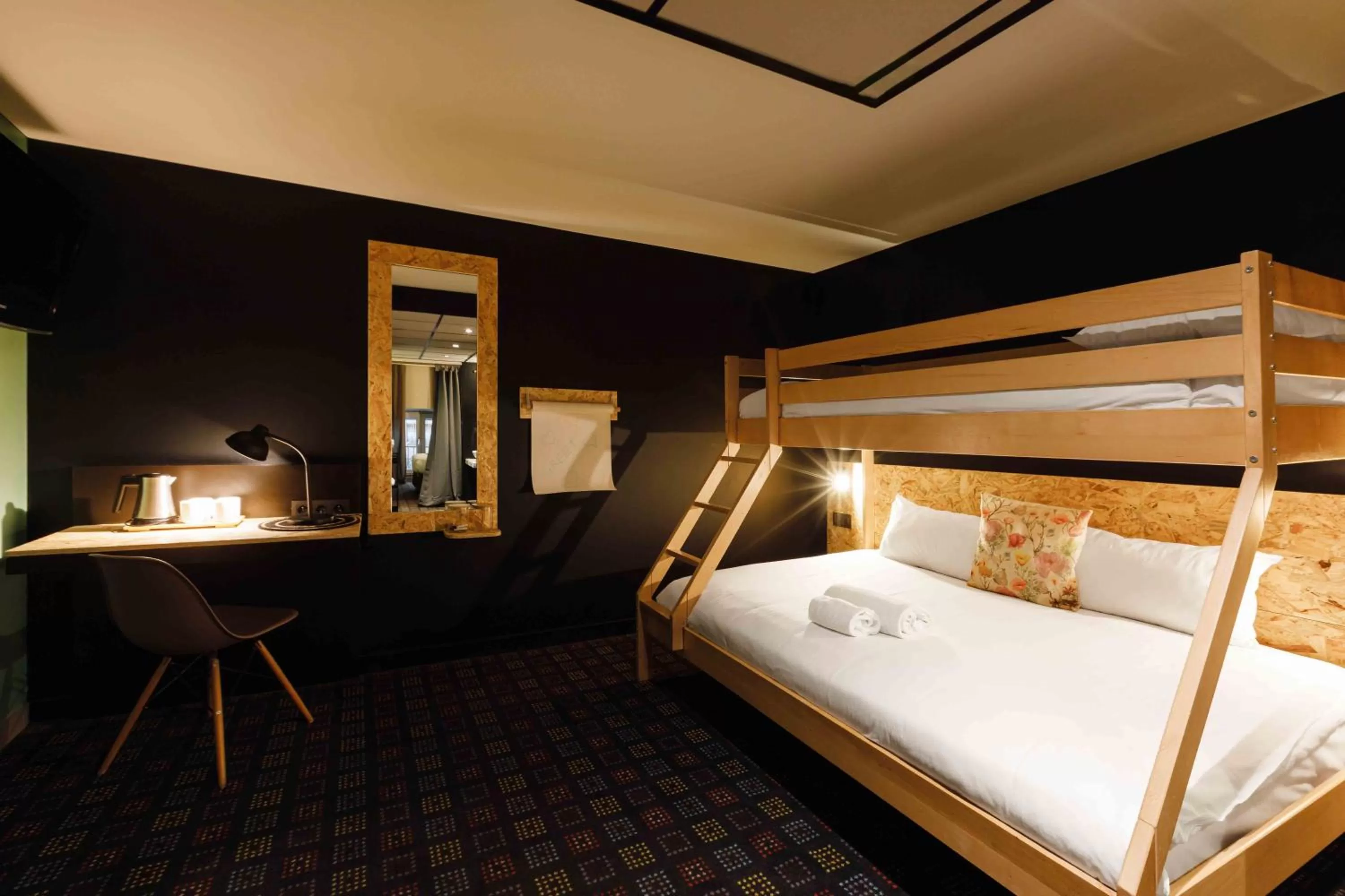 Bedroom, Bed in Greet Hotel Lyon Confluence