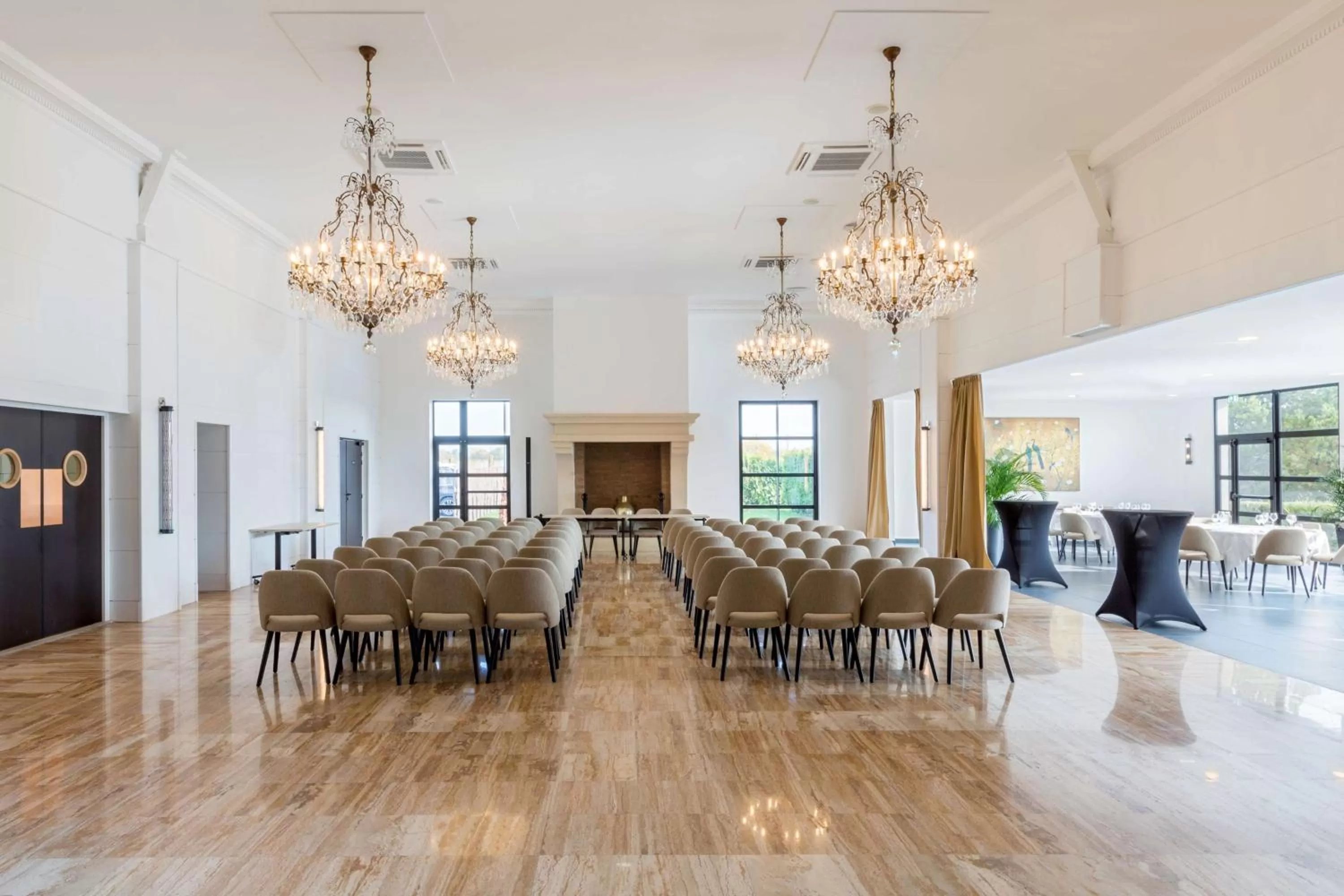 On site in Best Western L'Aquarium Arras Nord