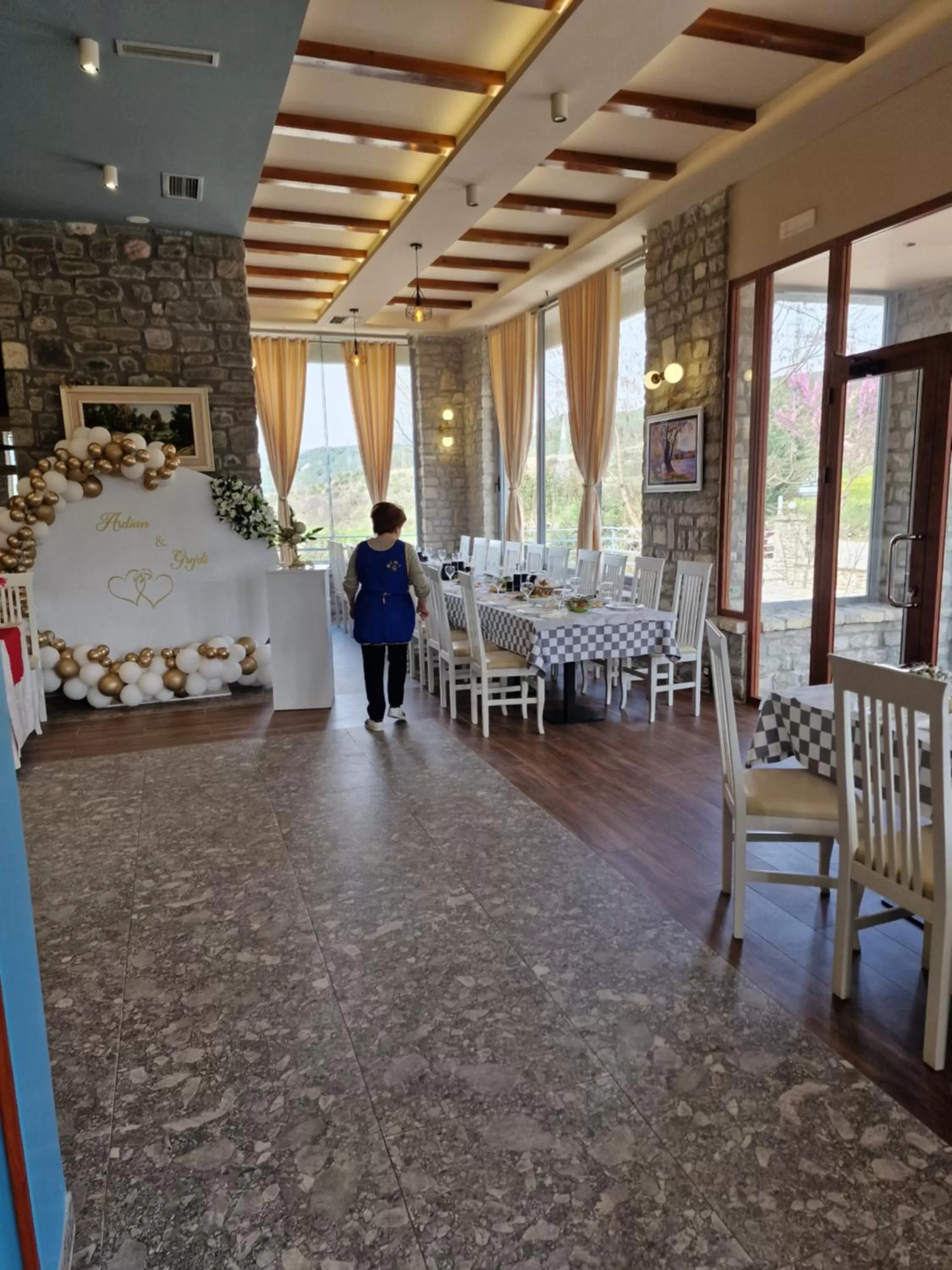 Entertainment in Hotel Baci