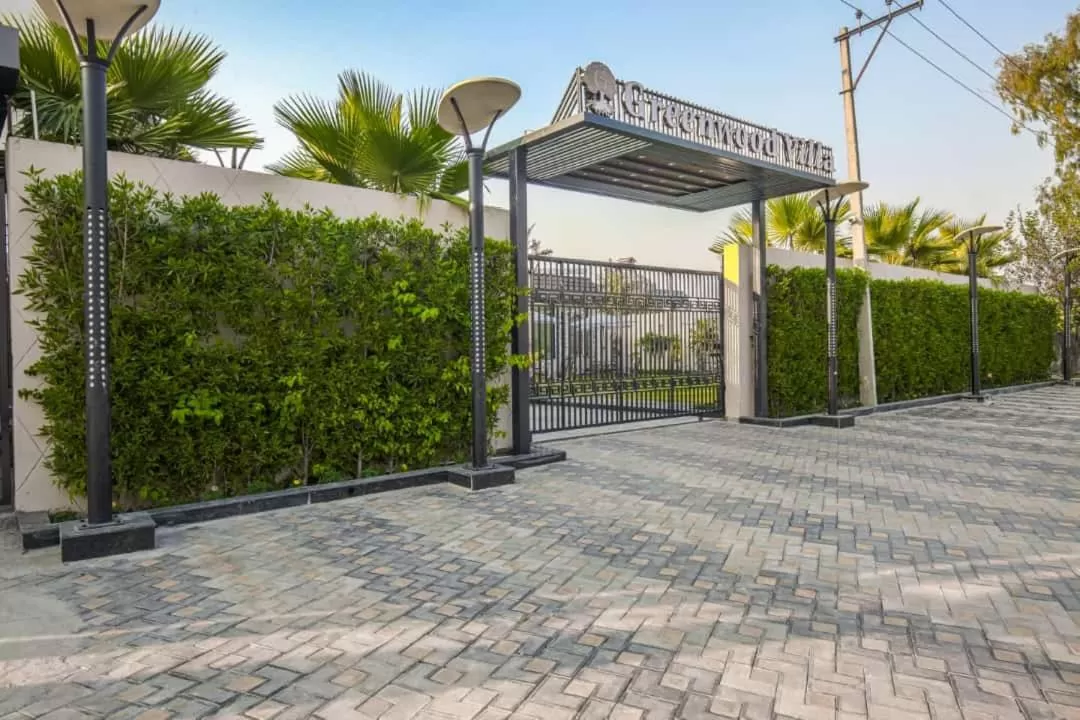 Property Building in Greenwood Villa By Levelup