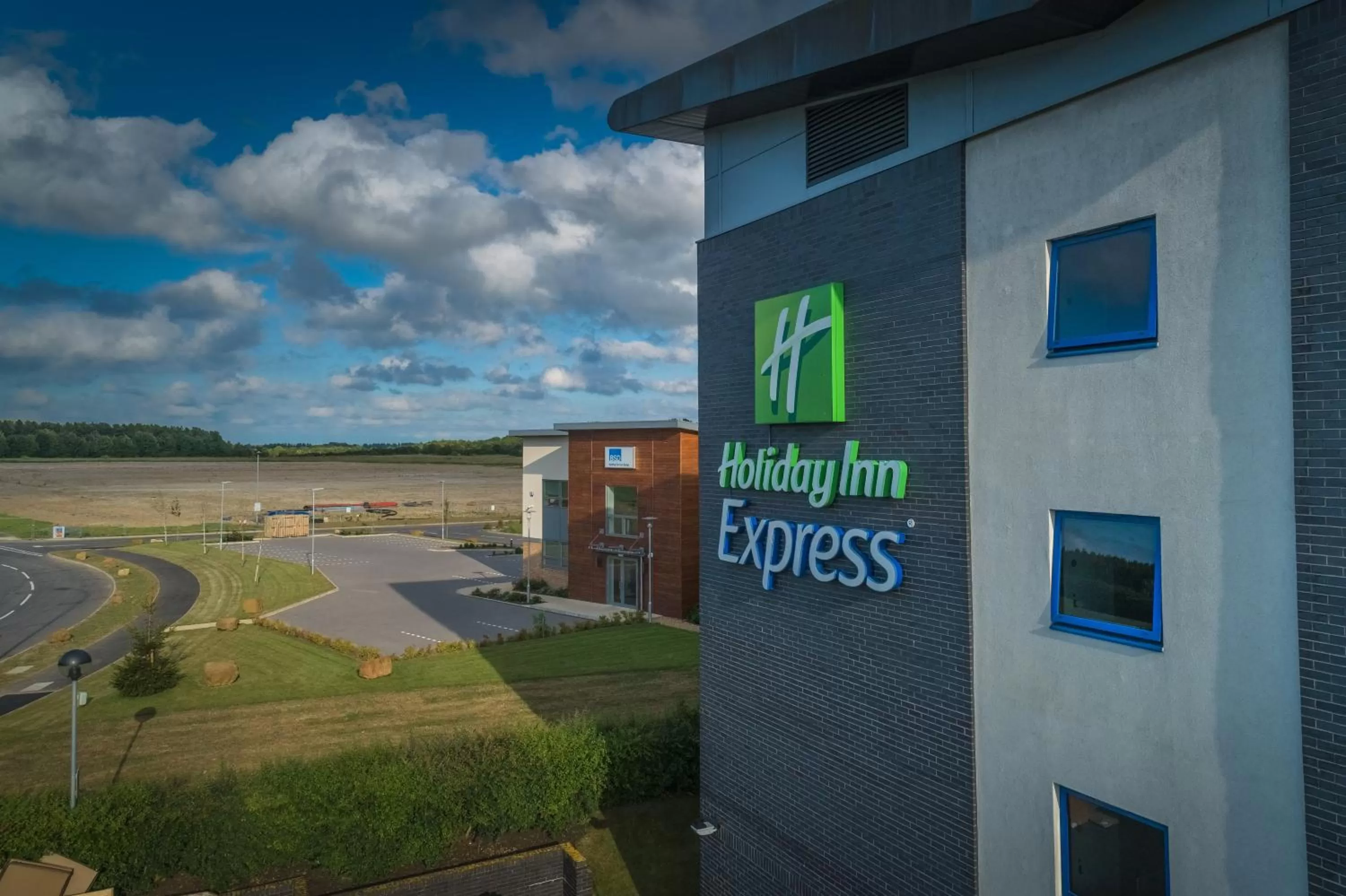 Property building in Holiday Inn Express Kettering by IHG