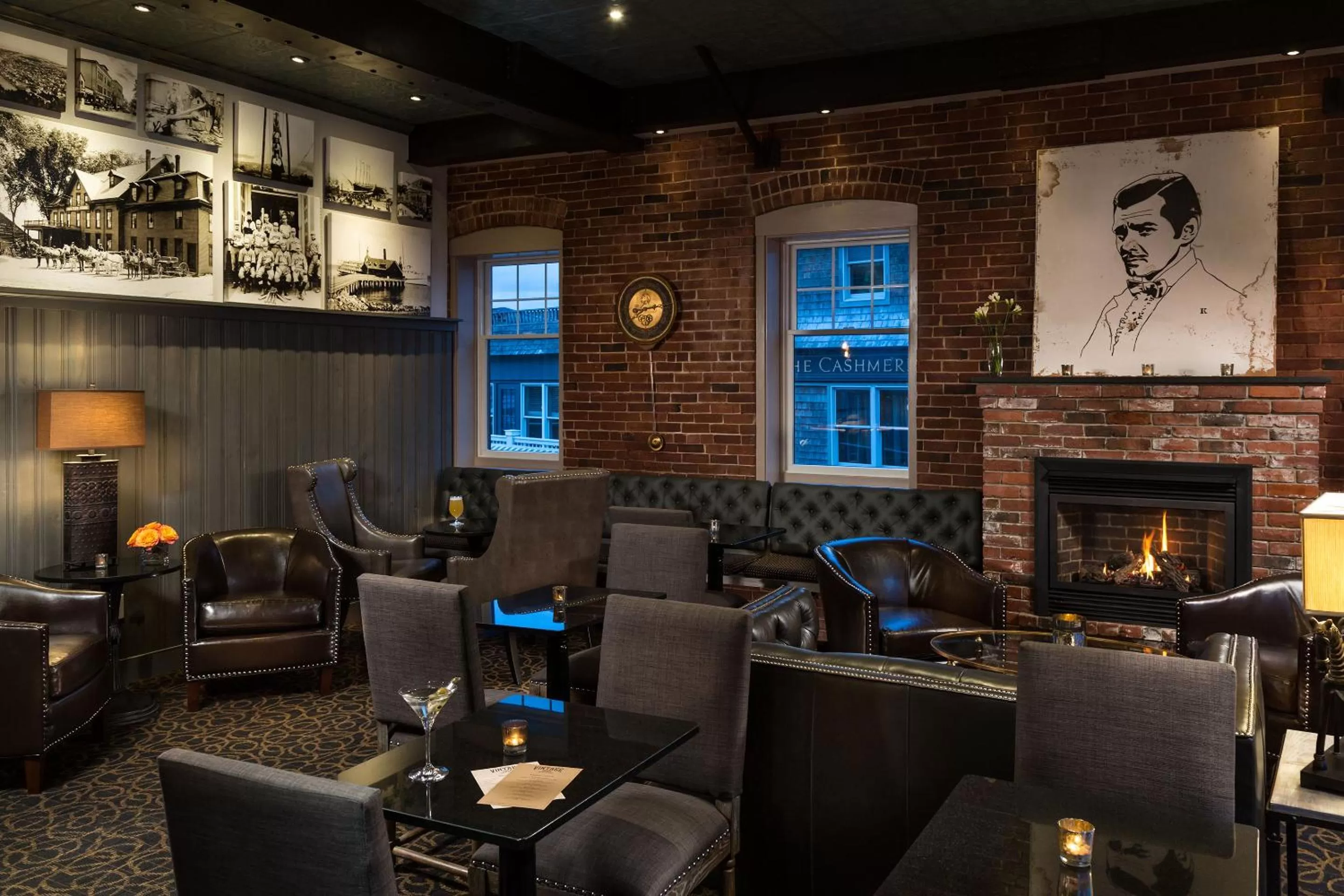 Communal lounge/ TV room in 16 Bay View