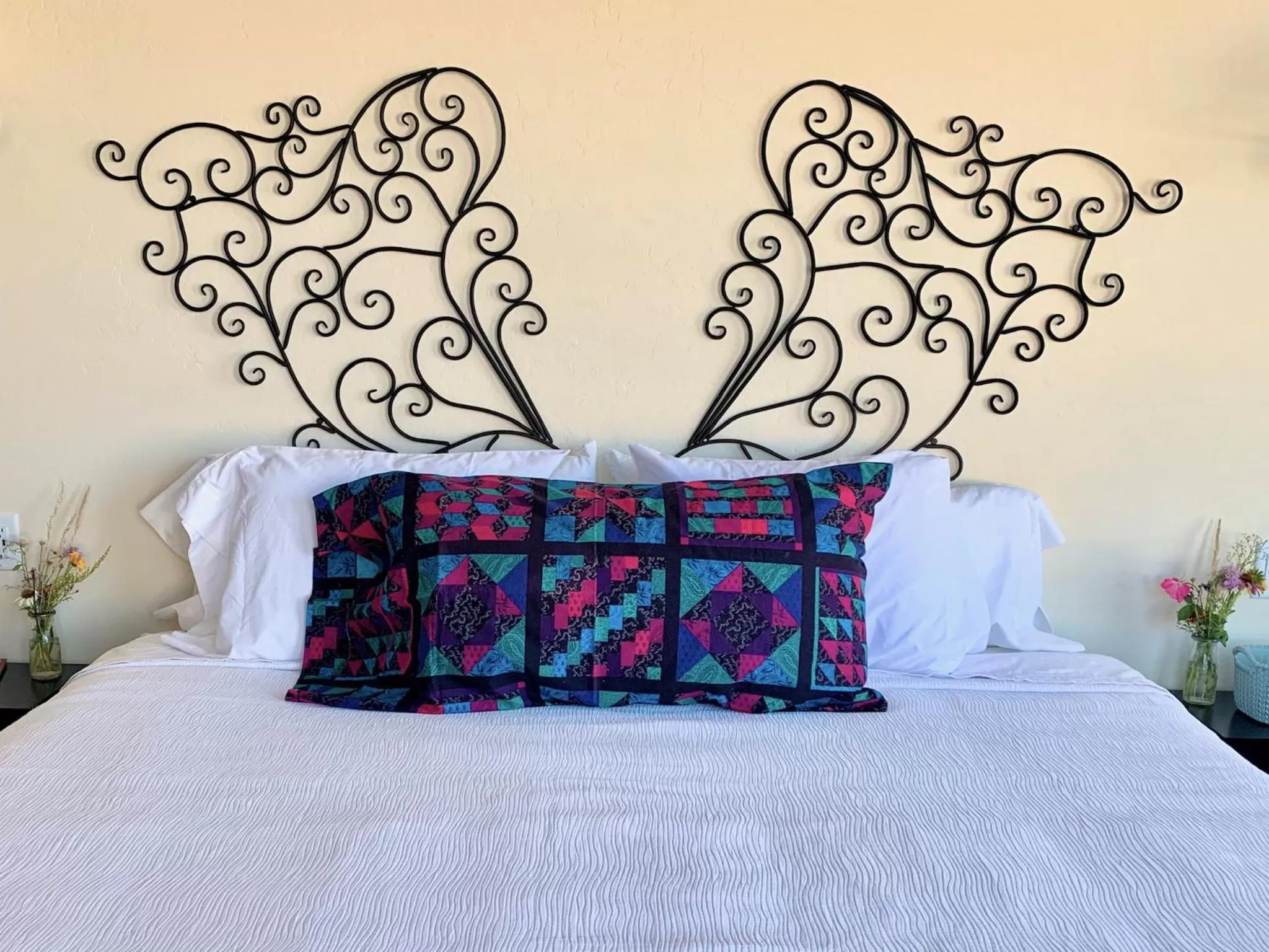 Bed in Annie's Place Bed & Breakfast