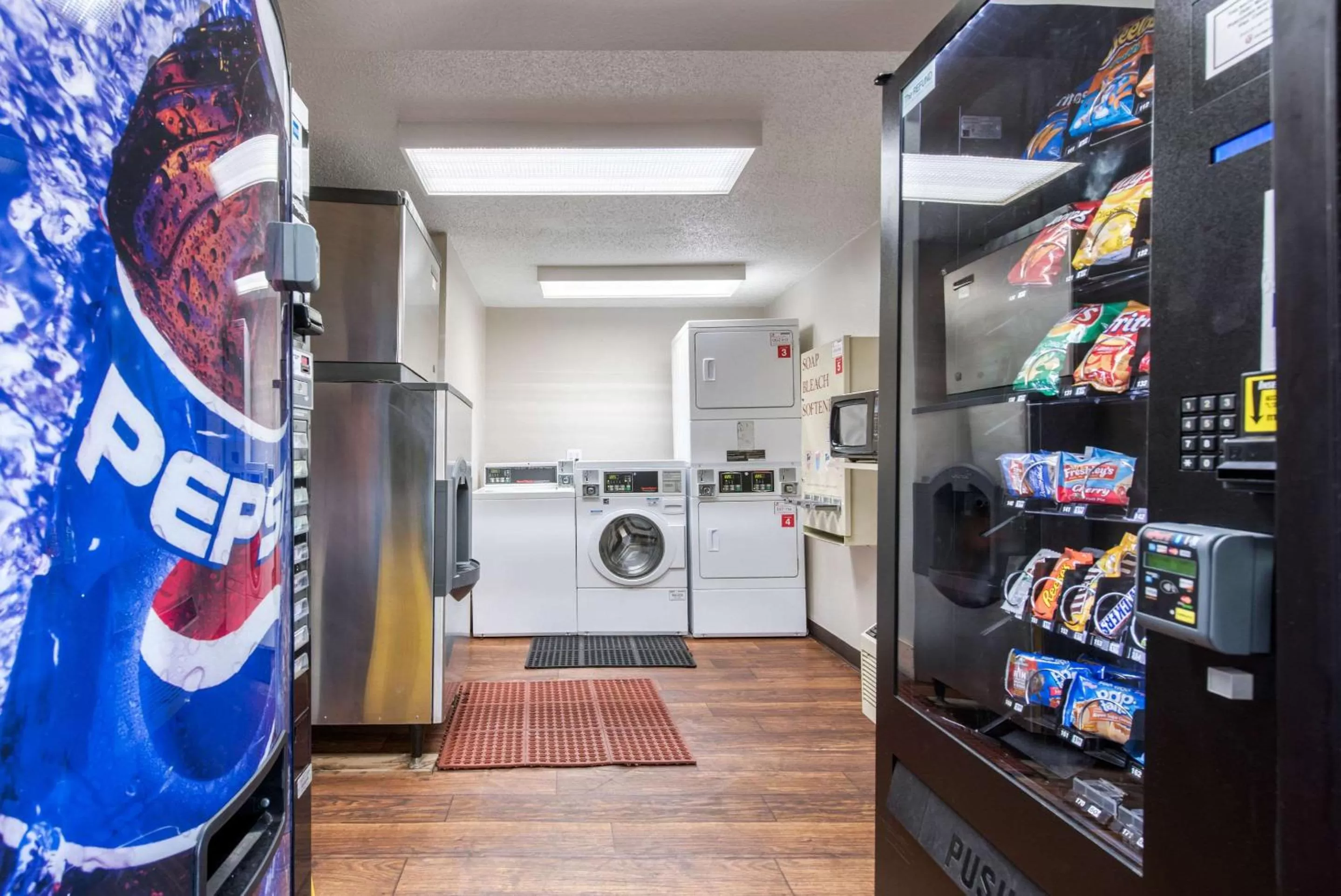 Other, Supermarket/Shops in Rodeway Inn Sharonville