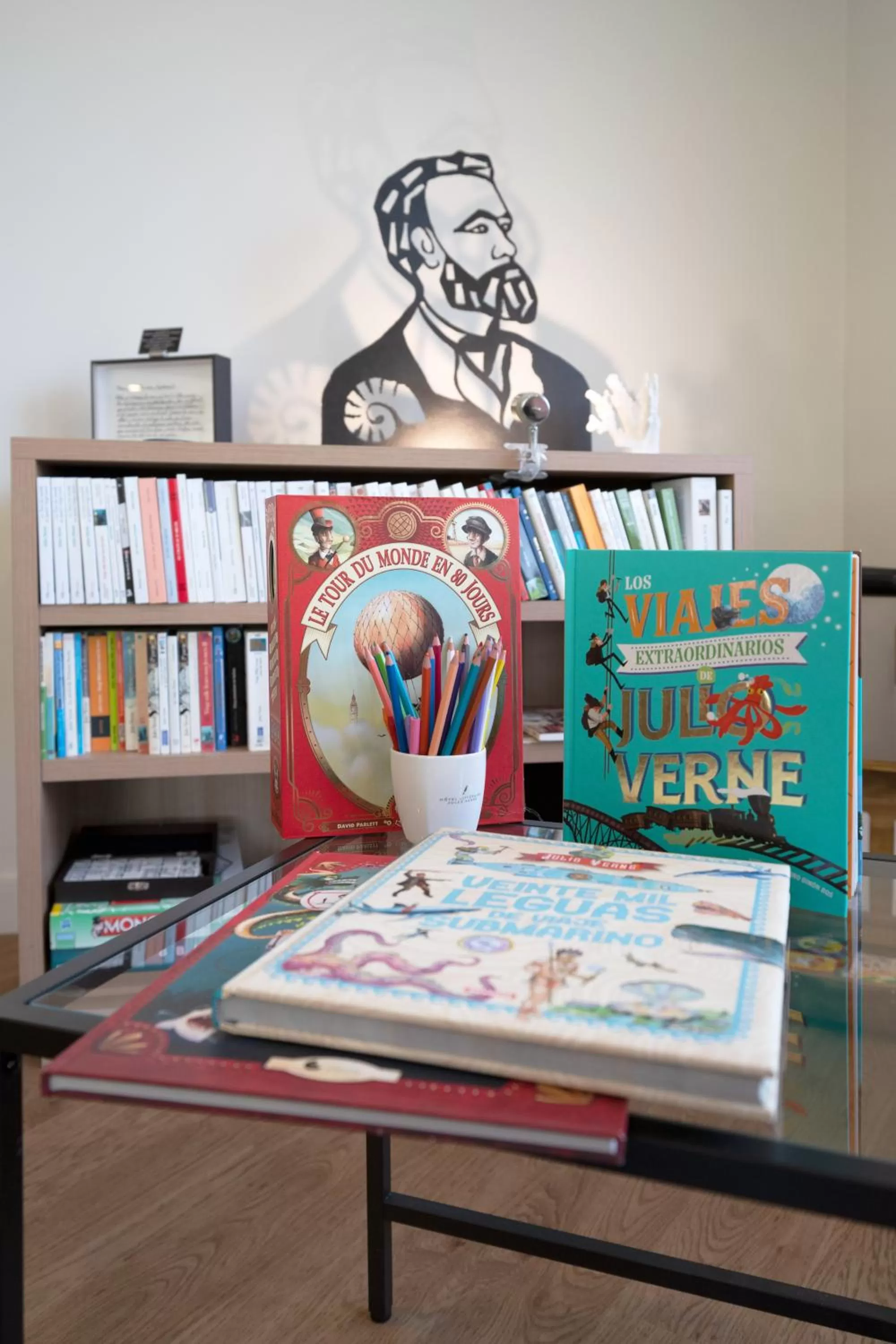 Library in Hôtel Jules Verne Biarritz