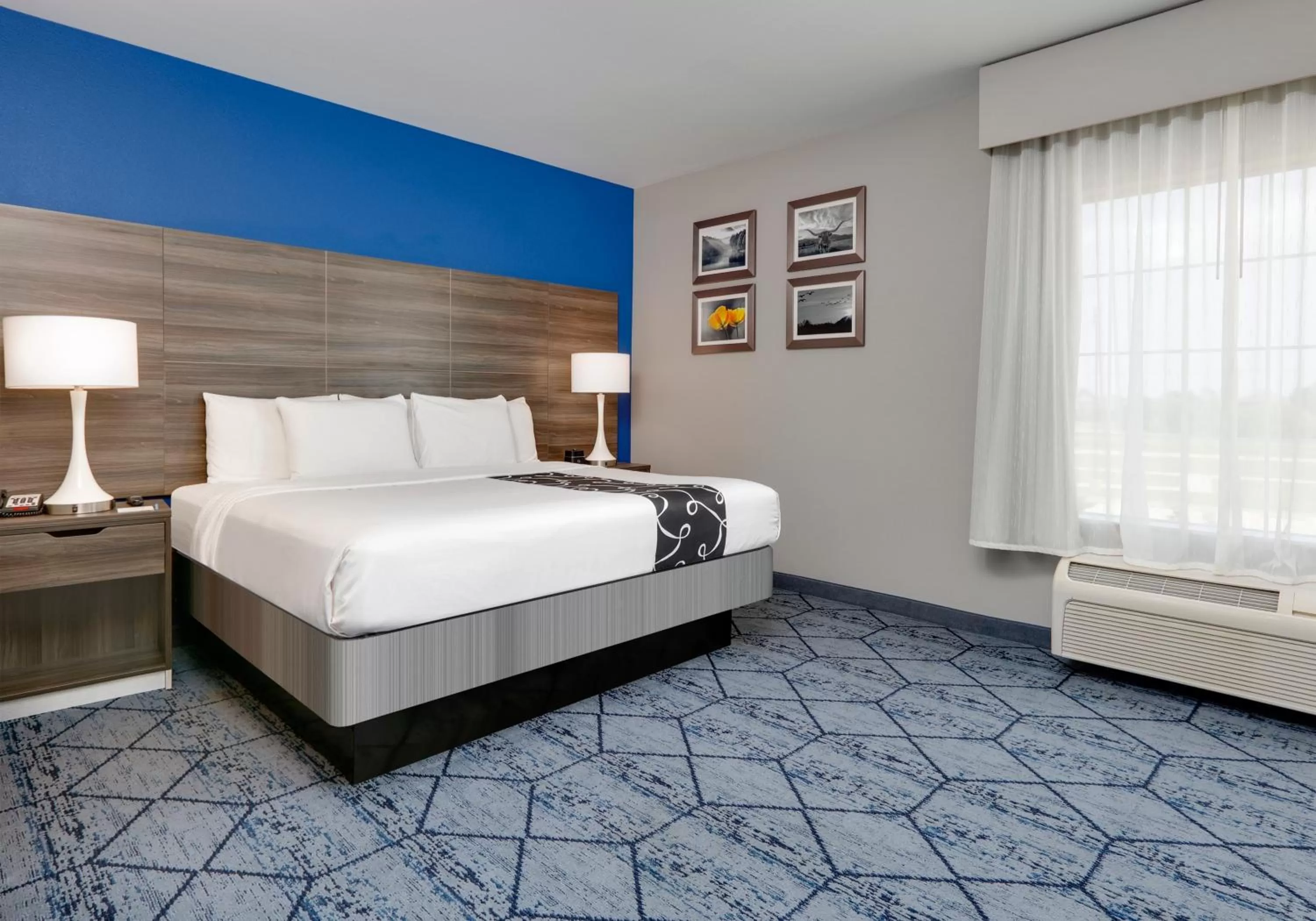 Bed in La Quinta by Wyndham Denton - University Drive