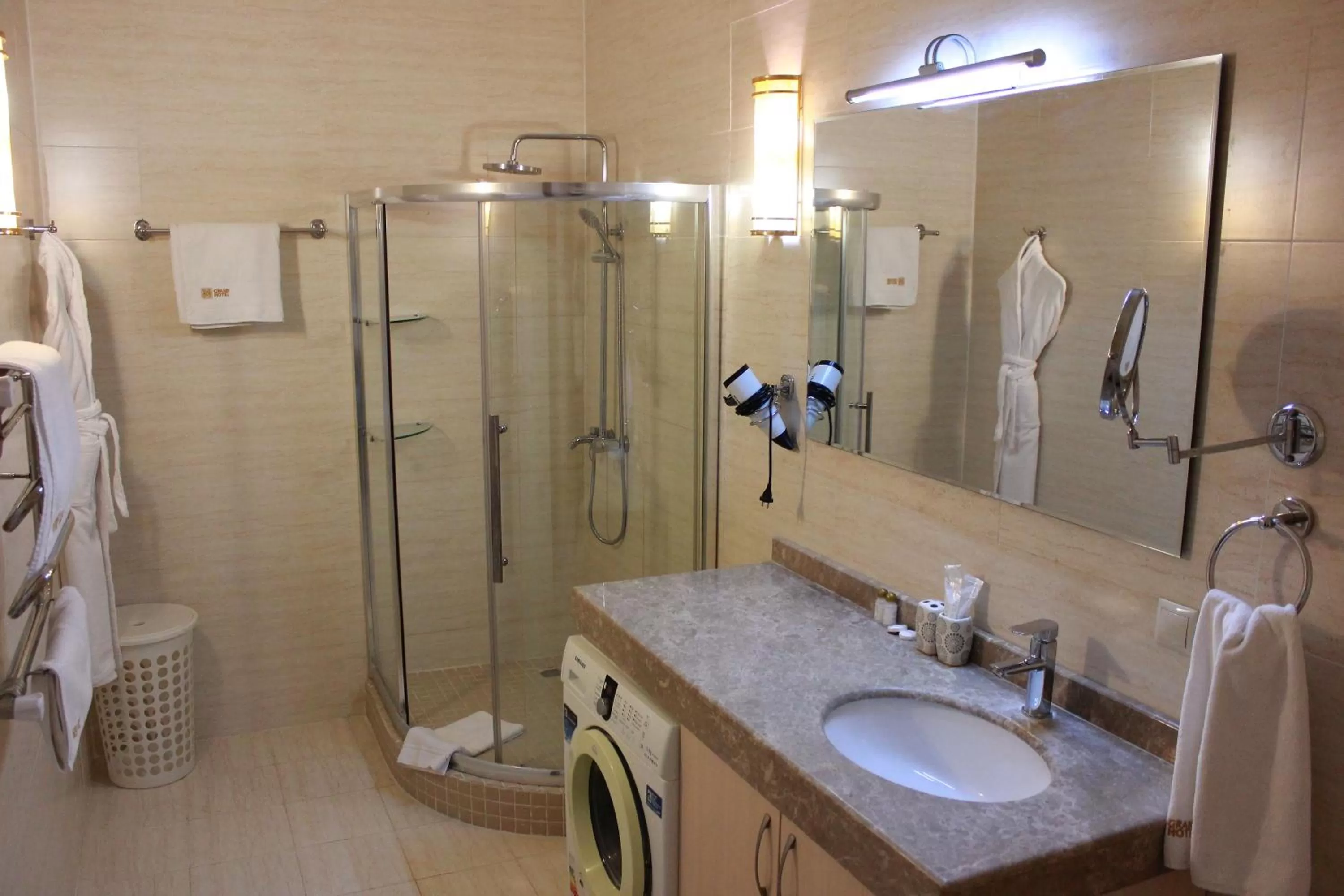 Bathroom in ATB Grand Hotel