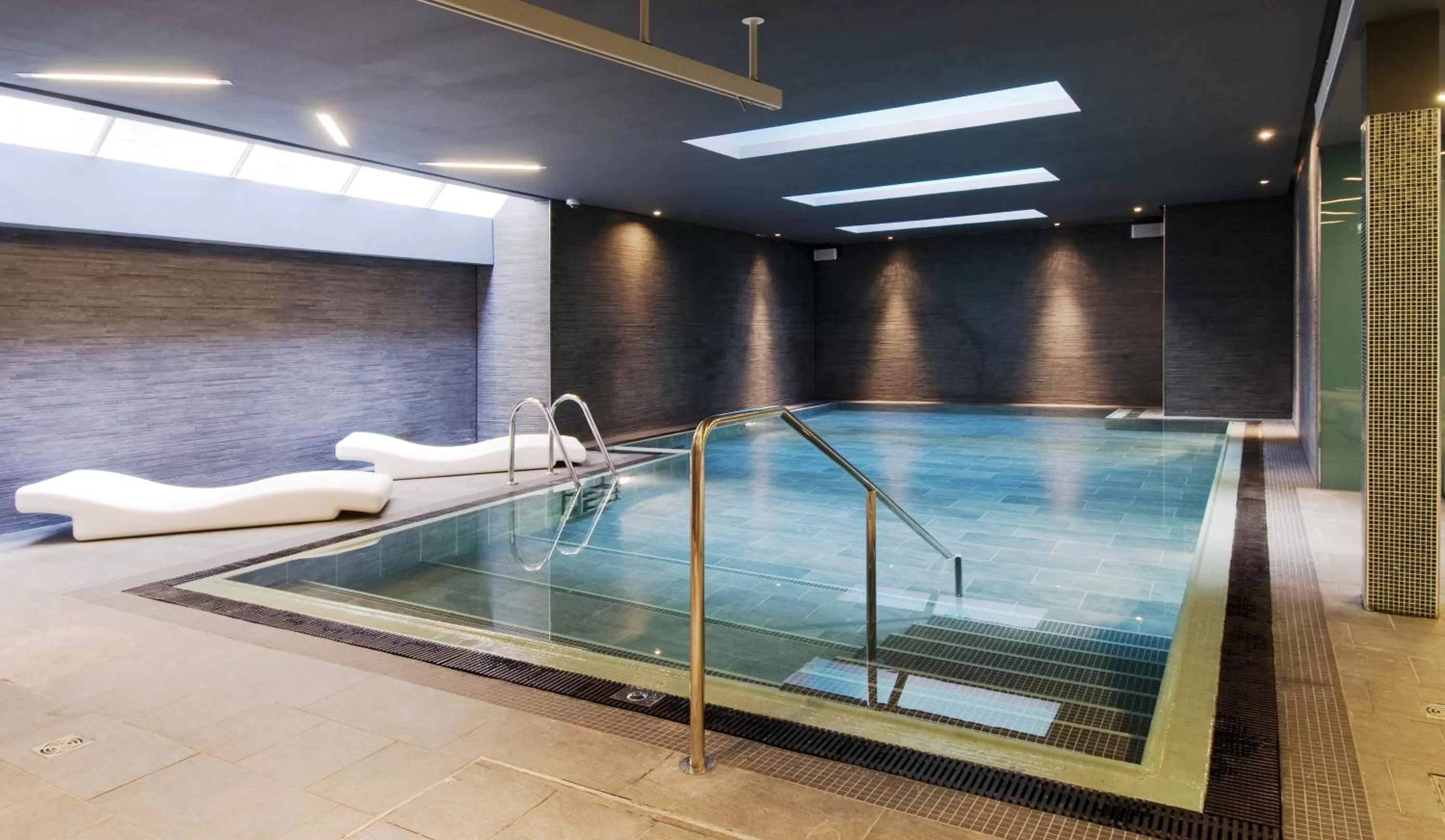 Spa and wellness centre/facilities in Apex Waterloo Place Hotel