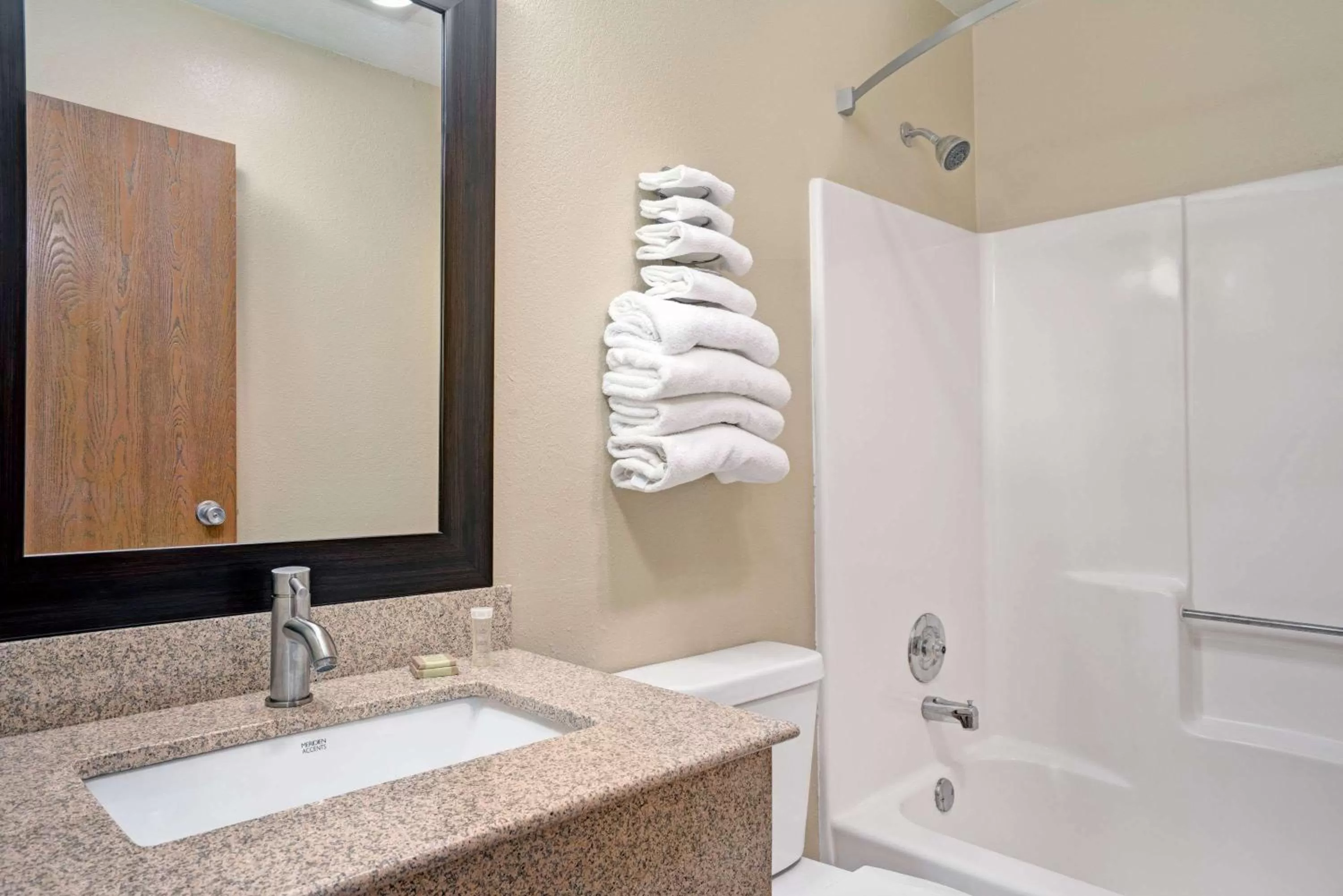 Bathroom in Super 8 by Wyndham Melrose