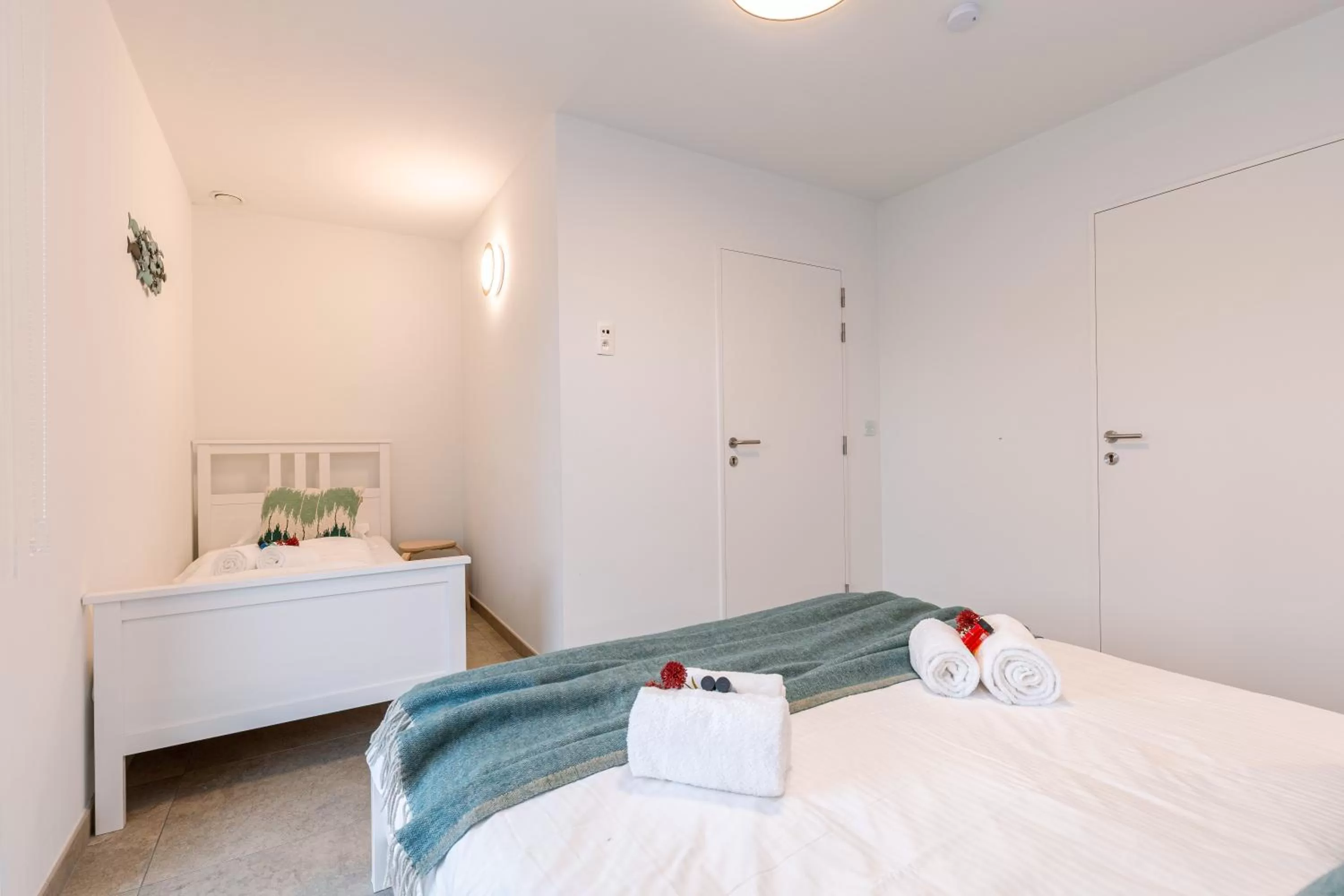 Bedroom, Bed in Whaaw Westende-bad