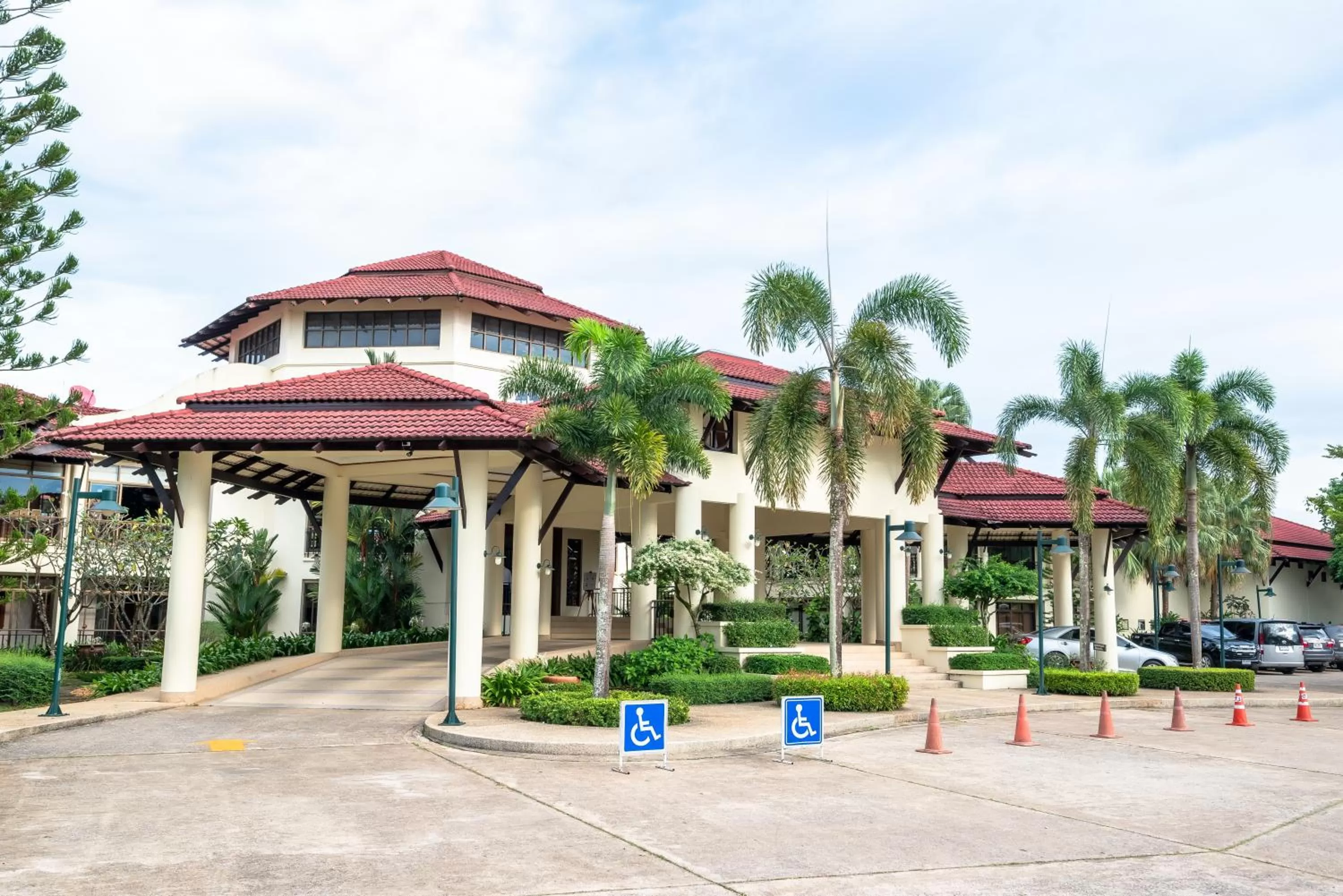 Facade/entrance in Maneechan Resort - SHA Extra Plus