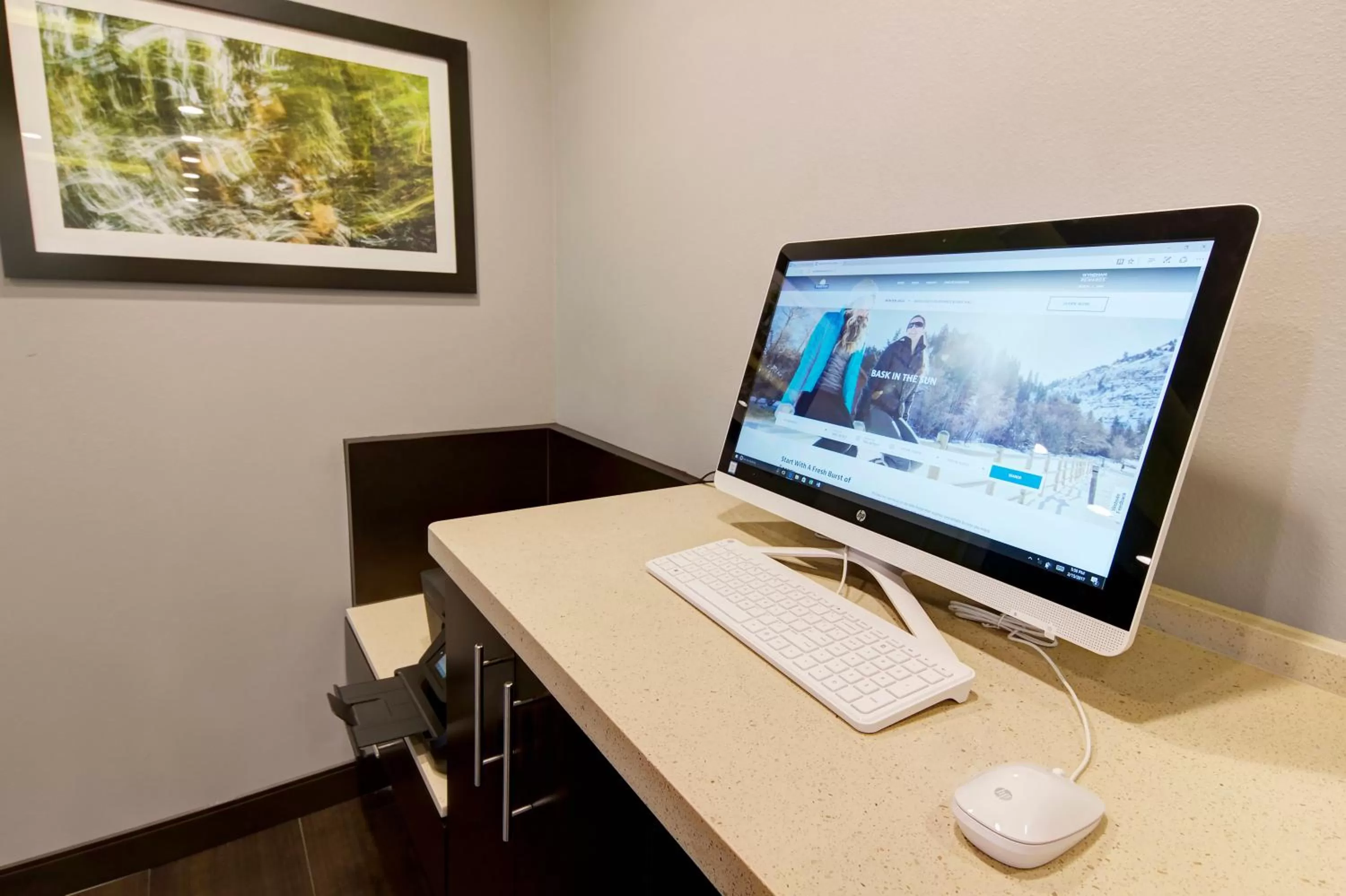 Business facilities in Days Inn & Suites by Wyndham Port Arthur