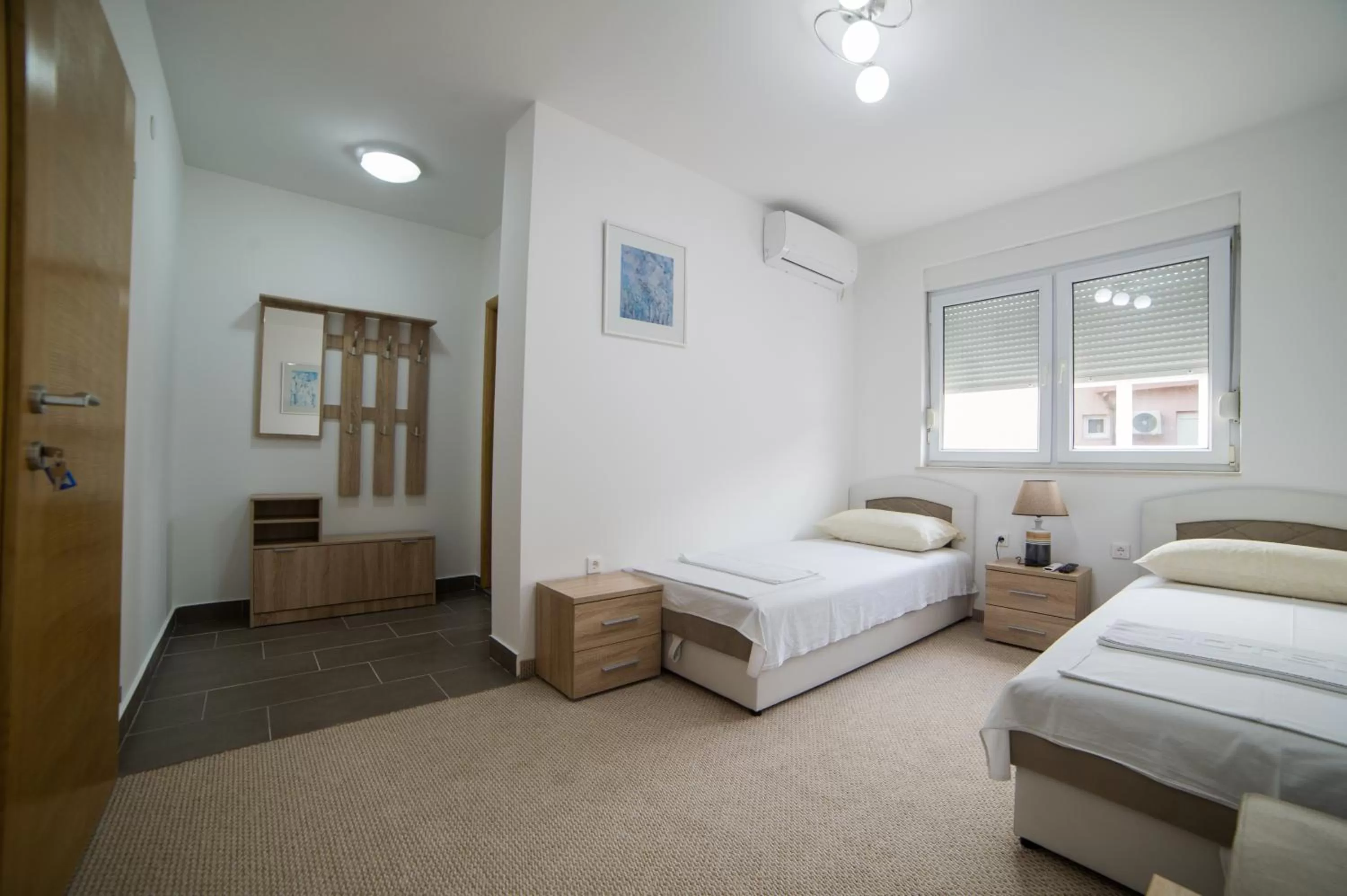 Photo of the whole room in Motel Aura