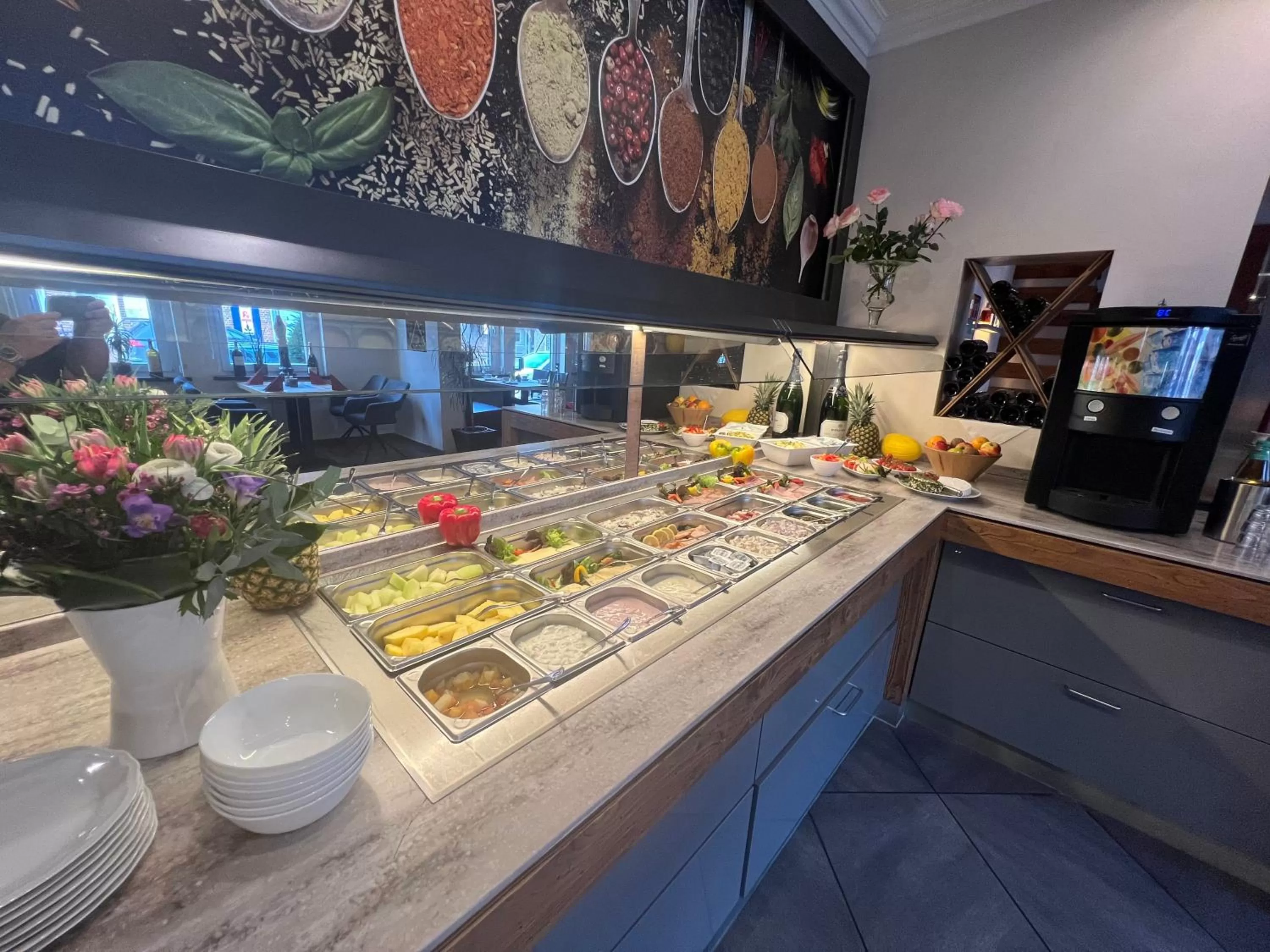 Buffet breakfast in Hotel Ammerländer Hof