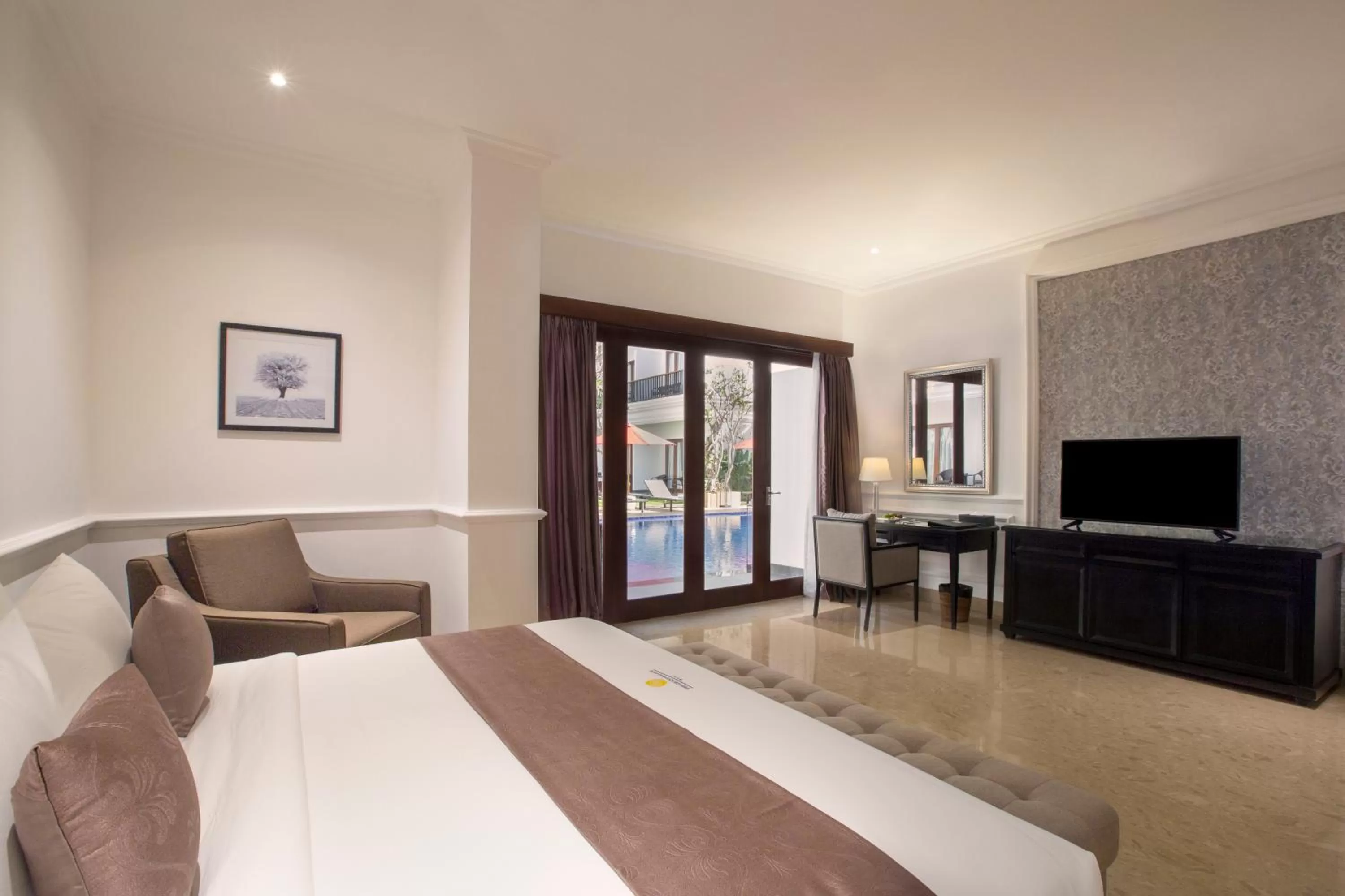 Bedroom, Bed in Grand Palace Hotel Sanur - Bali