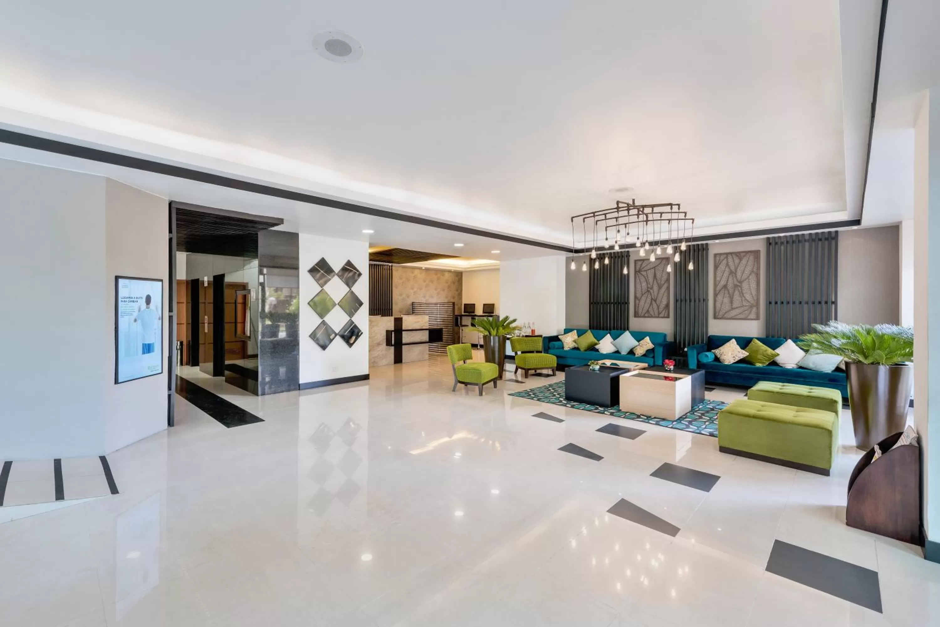Lobby or reception in Wyndham Garden Quito