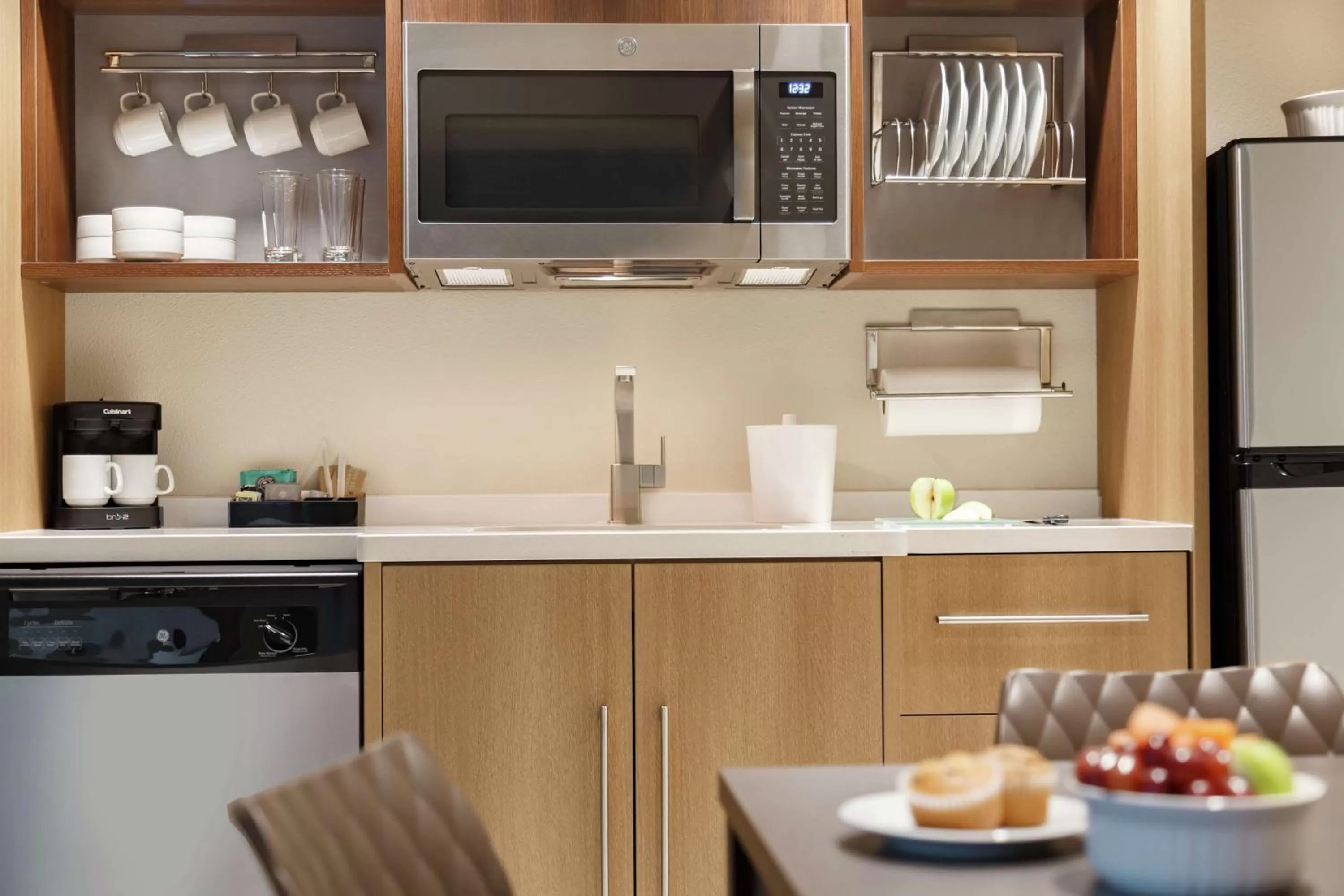 Kitchen or kitchenette in Home2 Suites By Hilton Ogden