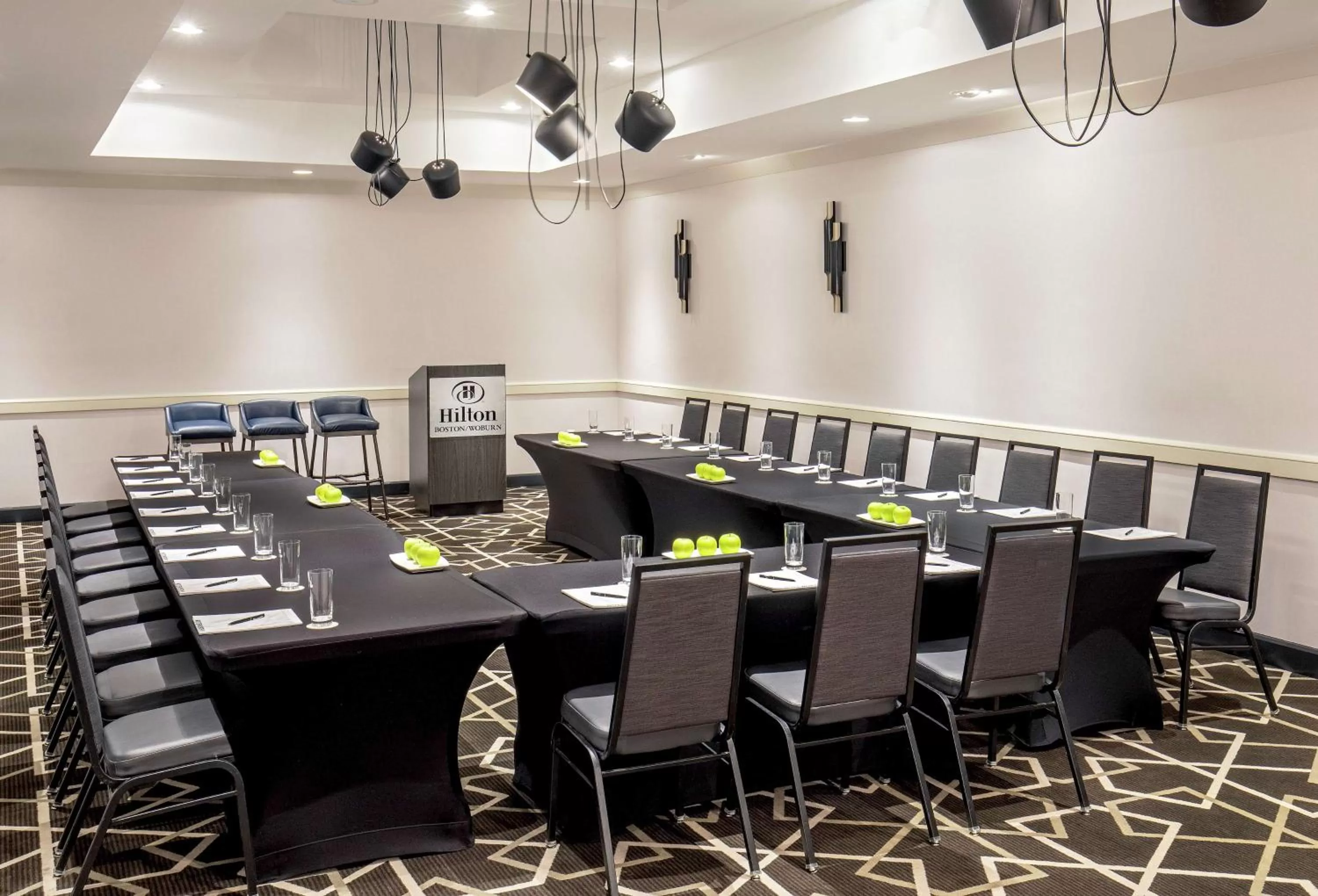 Meeting/conference room in Hilton Boston Woburn