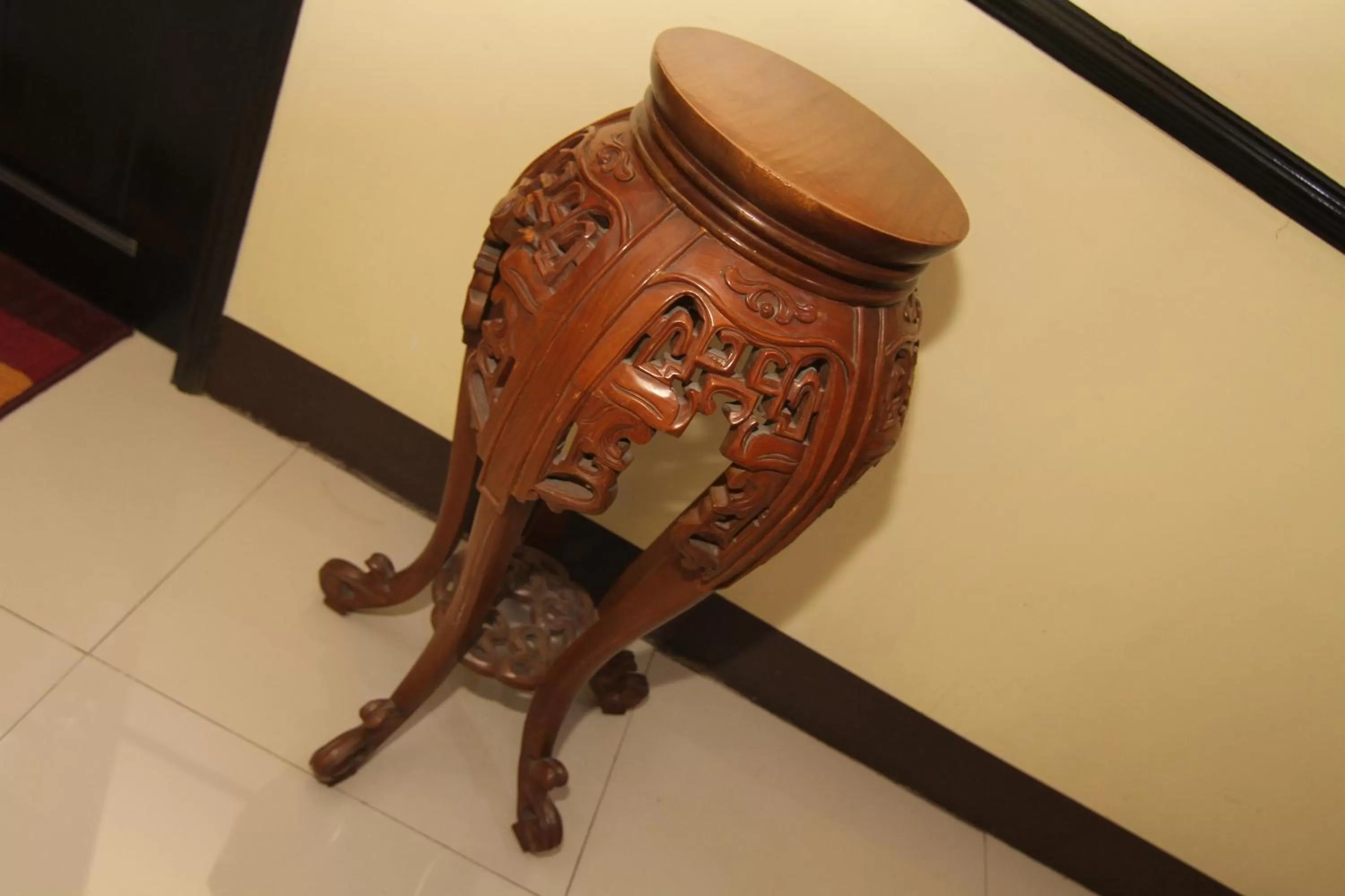 Decorative detail in Honey Hunt House