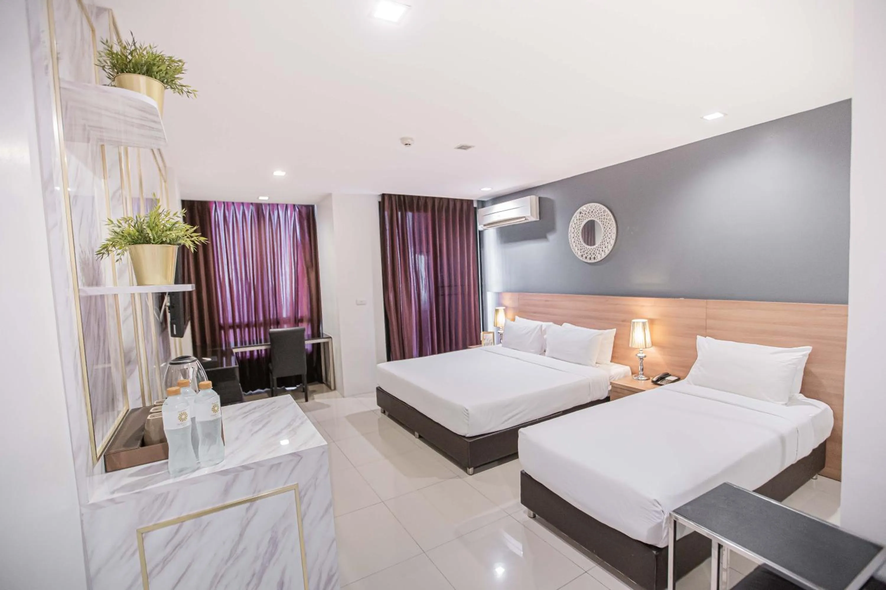 Bed in Marigold Sukhumvit - Free Shuttle to BTS Bearing Station