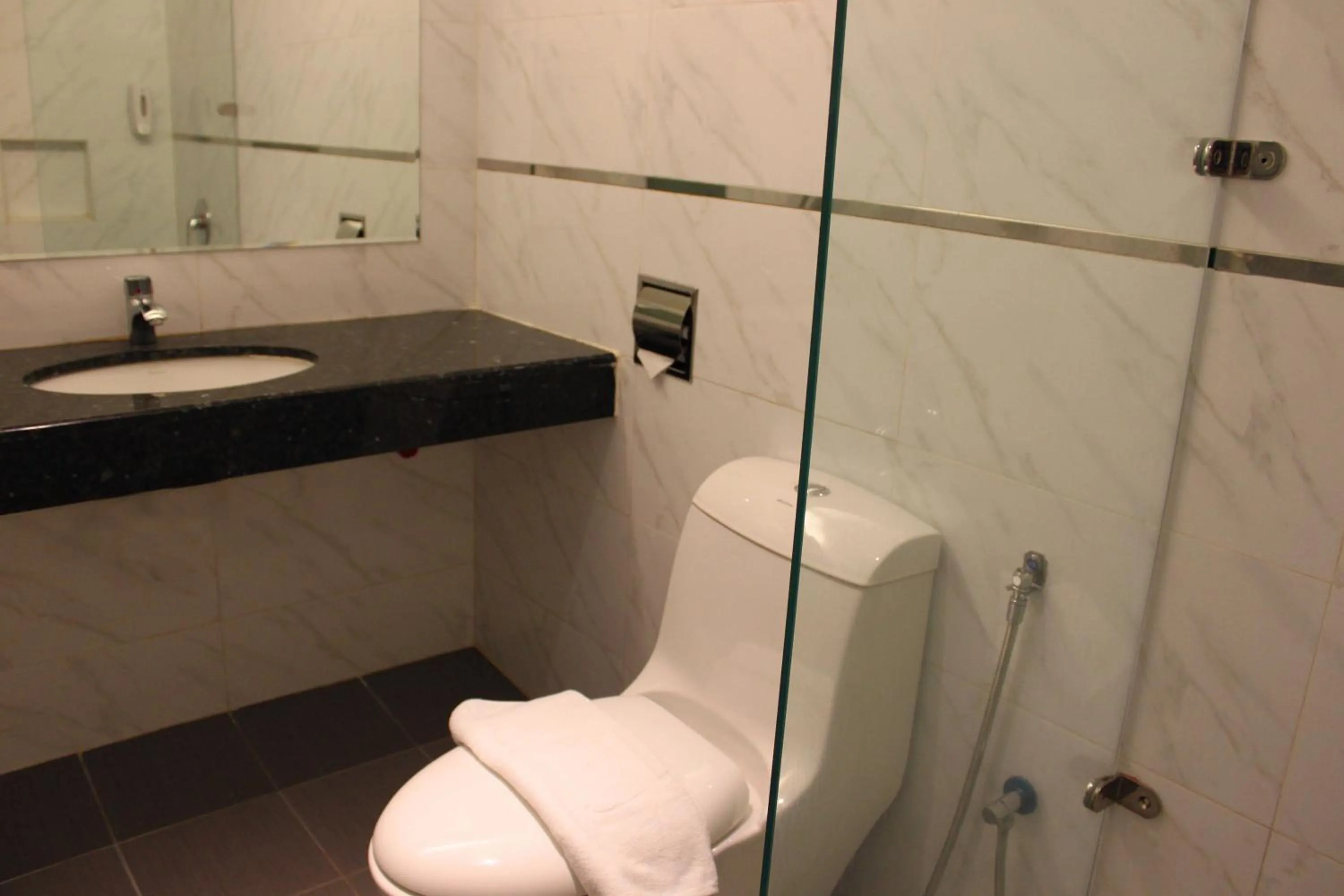 Shower in Hotel Time Boutique Nilai