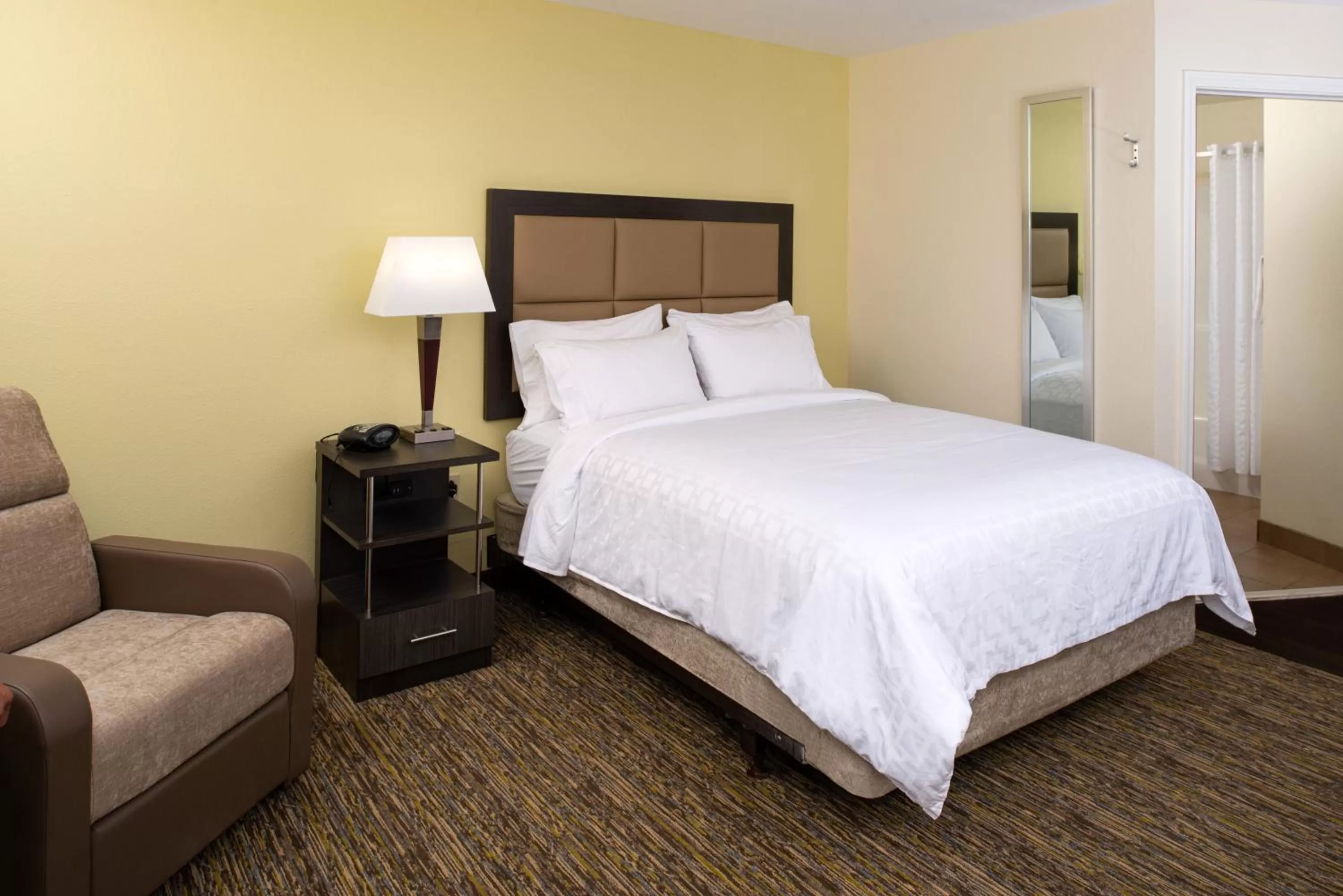 Bedroom, Bed in Candlewood Suites Olathe by IHG