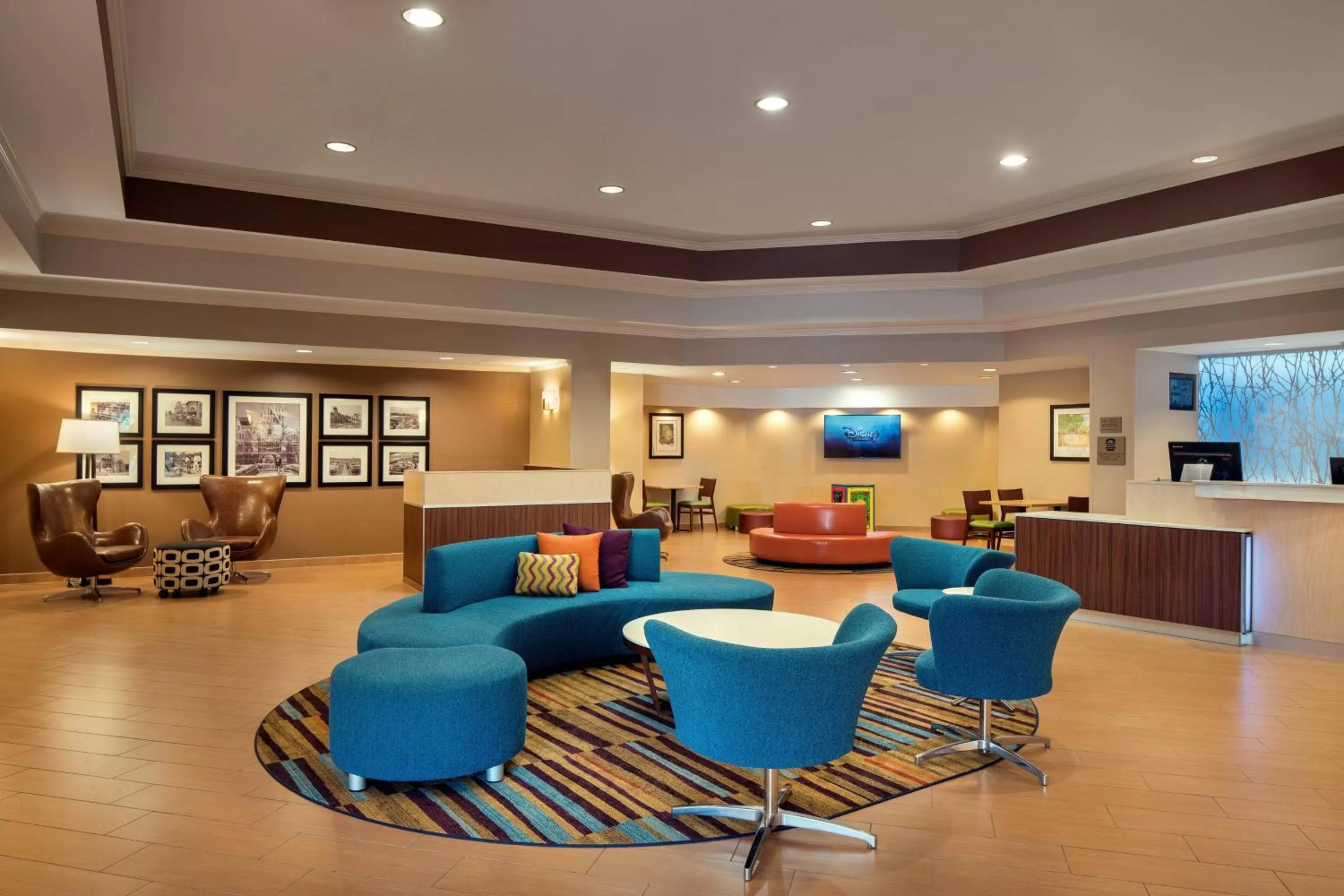Lobby or reception in Fairfield by Marriott Anaheim Resort