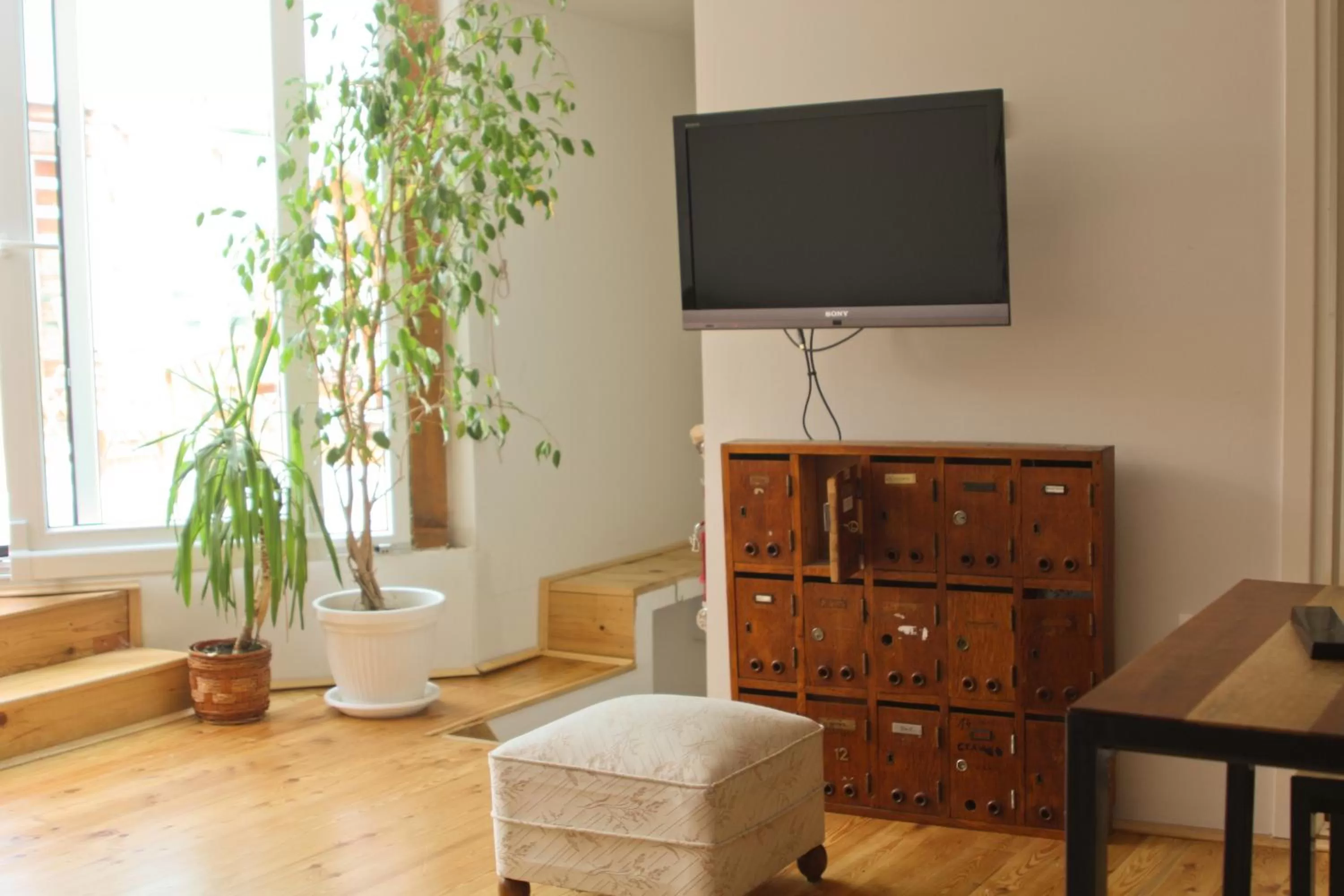 Living room in ArkaBarka 2- Floating Dream Rooms and Apartments