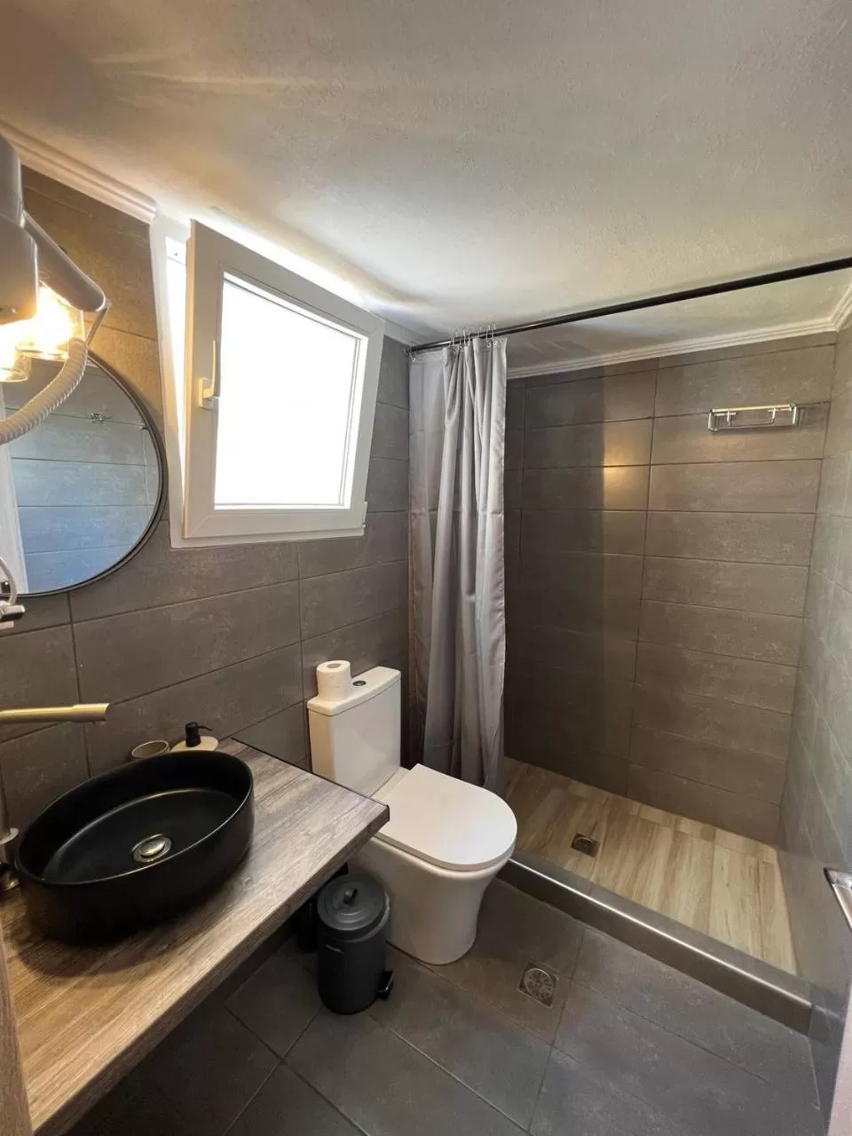 Shower in Elefsinian Mysteries Apartments