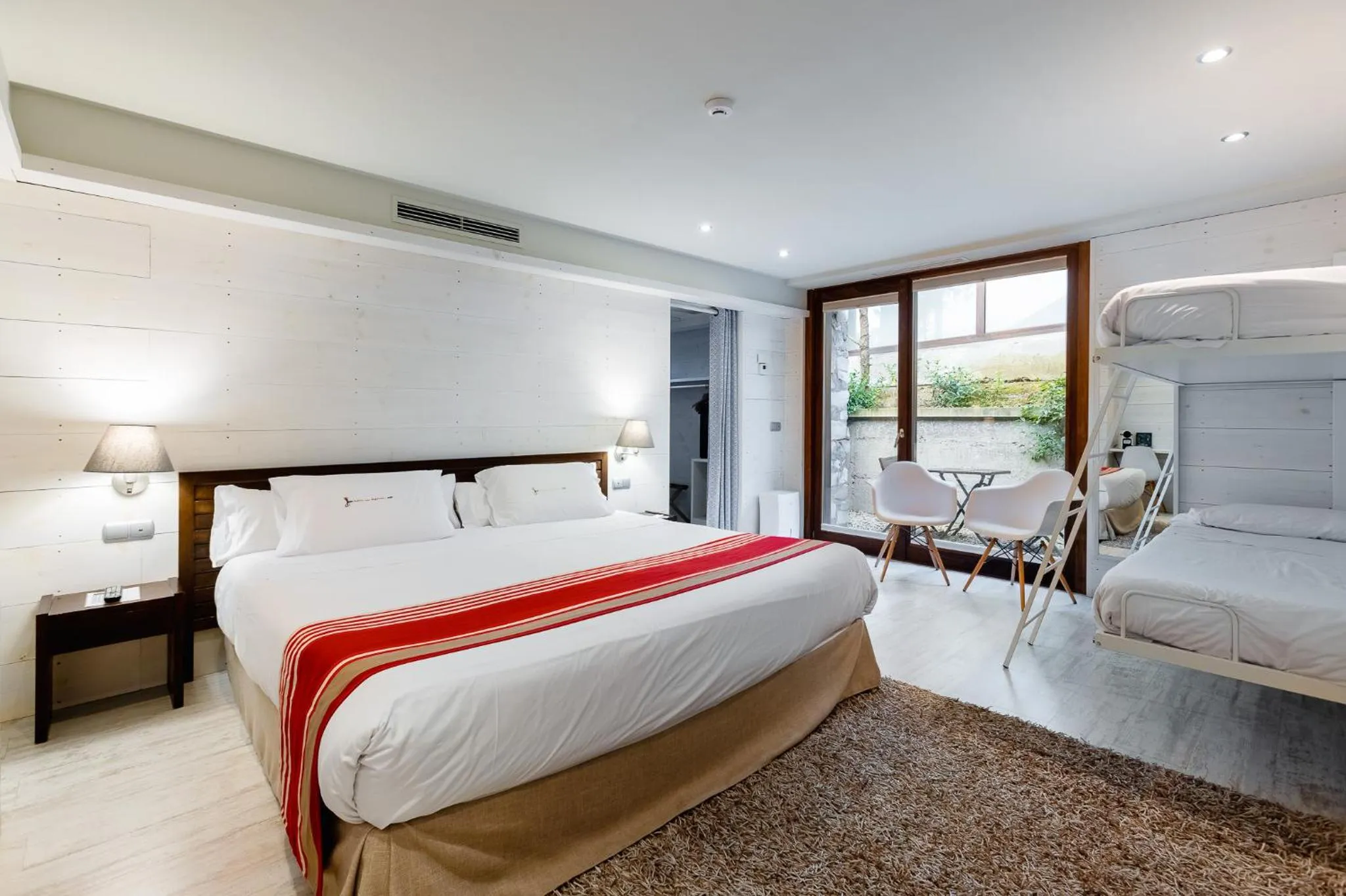 Bed in Hotel Rio Bidasoa