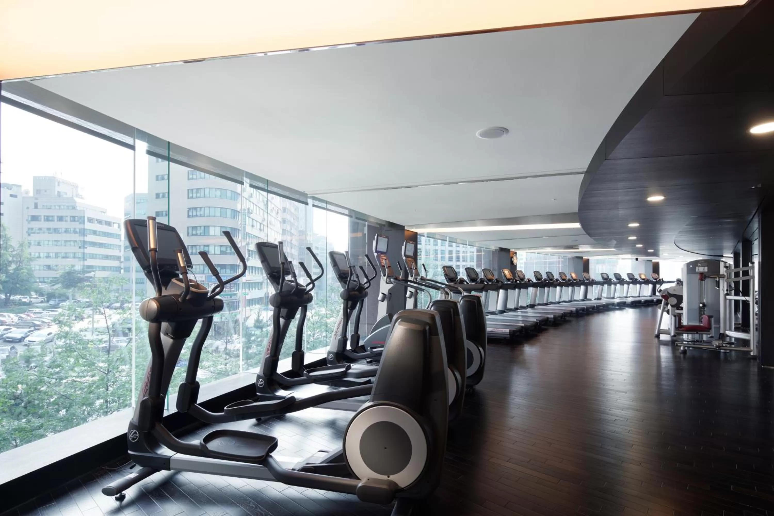 Fitness centre/facilities in Westin Josun Seoul Hotel
